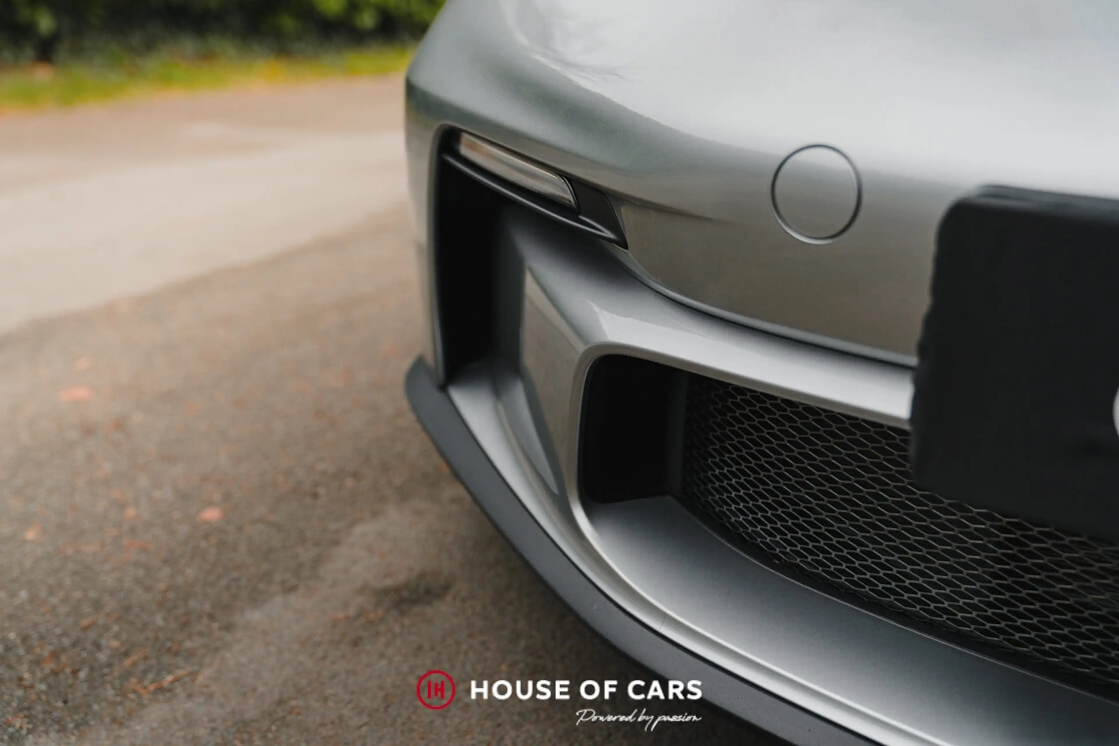 Porsche 992 .1 GT3 TOURING MANUAL EXCLUSIVE MANUFAKTUR — photo 13