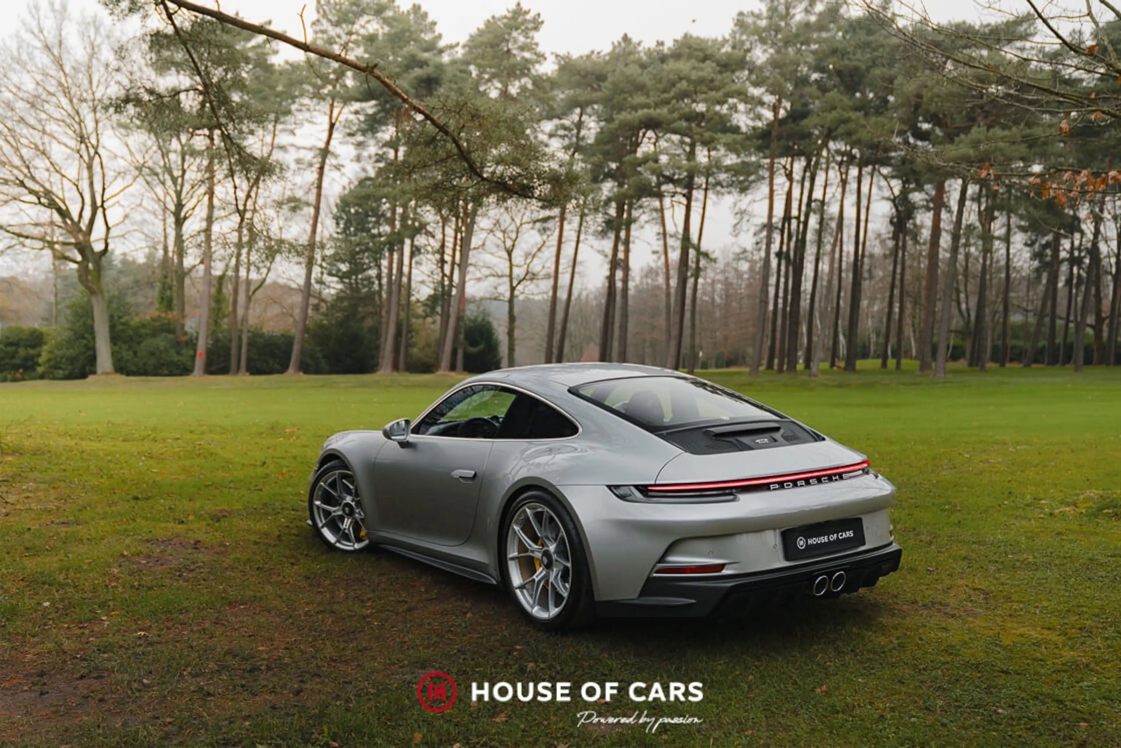 Porsche 992 .1 GT3 TOURING MANUAL EXCLUSIVE MANUFAKTUR — photo 8