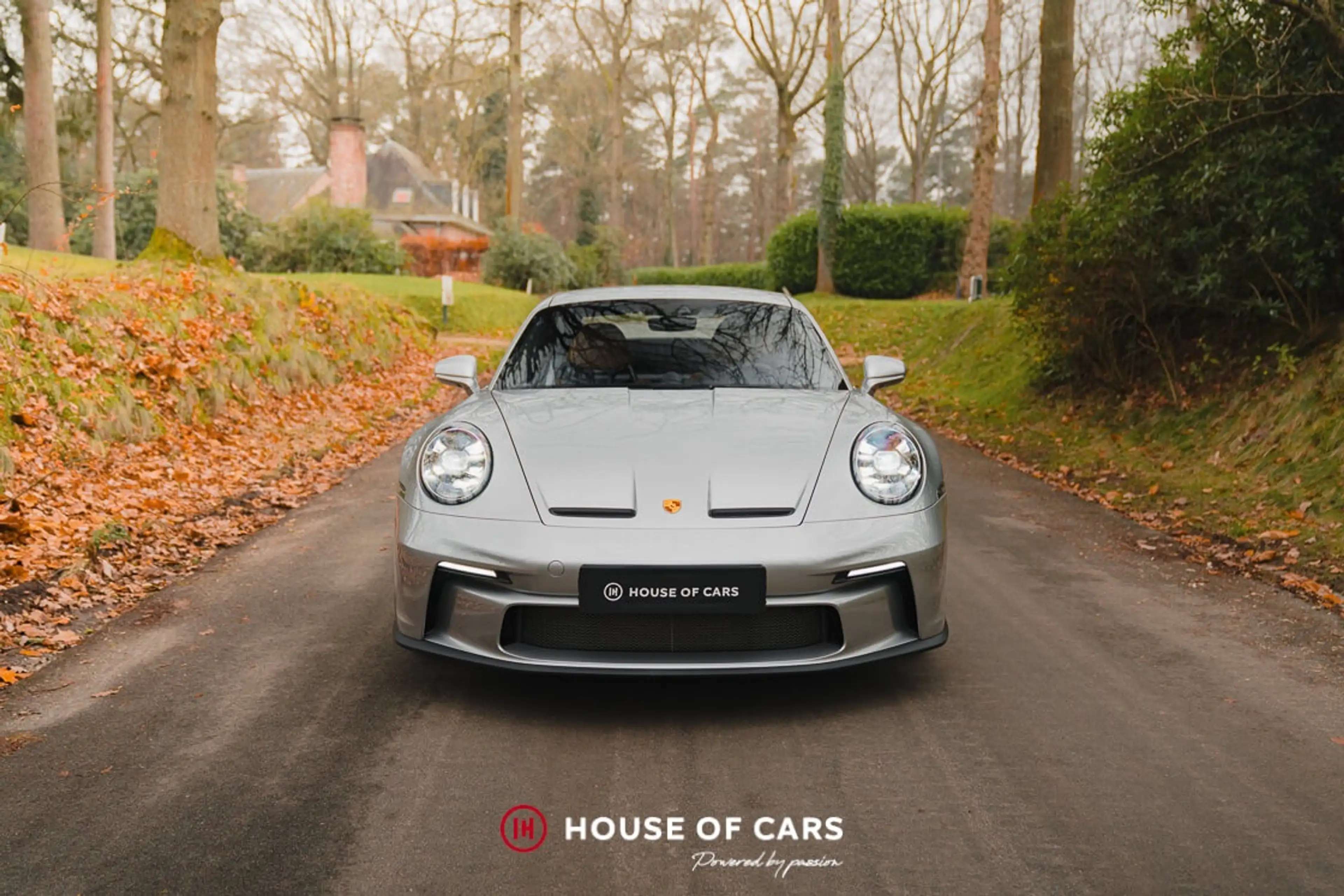 Porsche 992 .1 GT3 TOURING MANUAL EXCLUSIVE MANUFAKTUR — photo 3