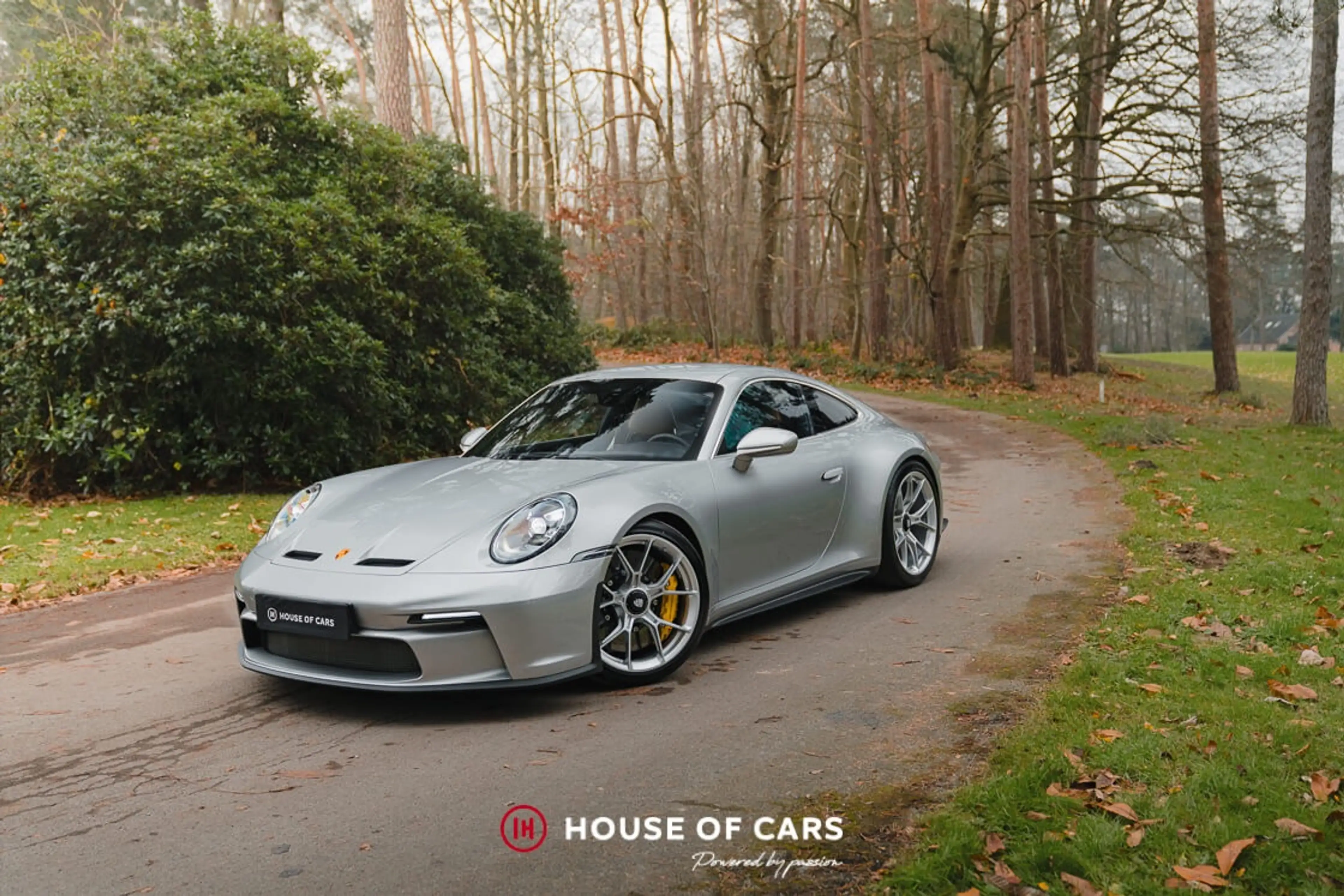 Porsche 992 .1 GT3 TOURING MANUAL EXCLUSIVE MANUFAKTUR — photo 2