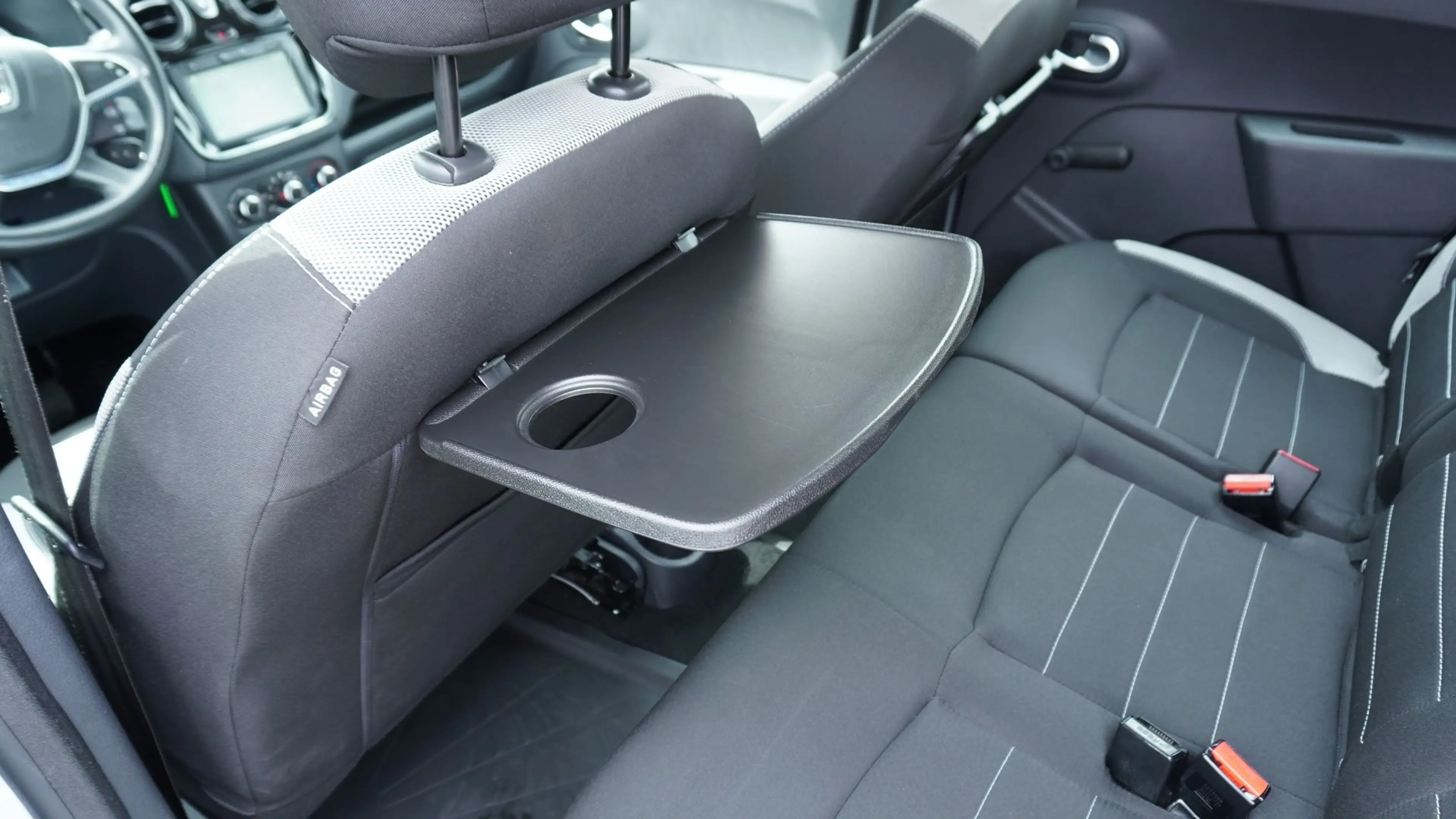 Dacia Lodgy Stepway 1.6 SCe100 Navi AHK Sitzheizung — photo 15
