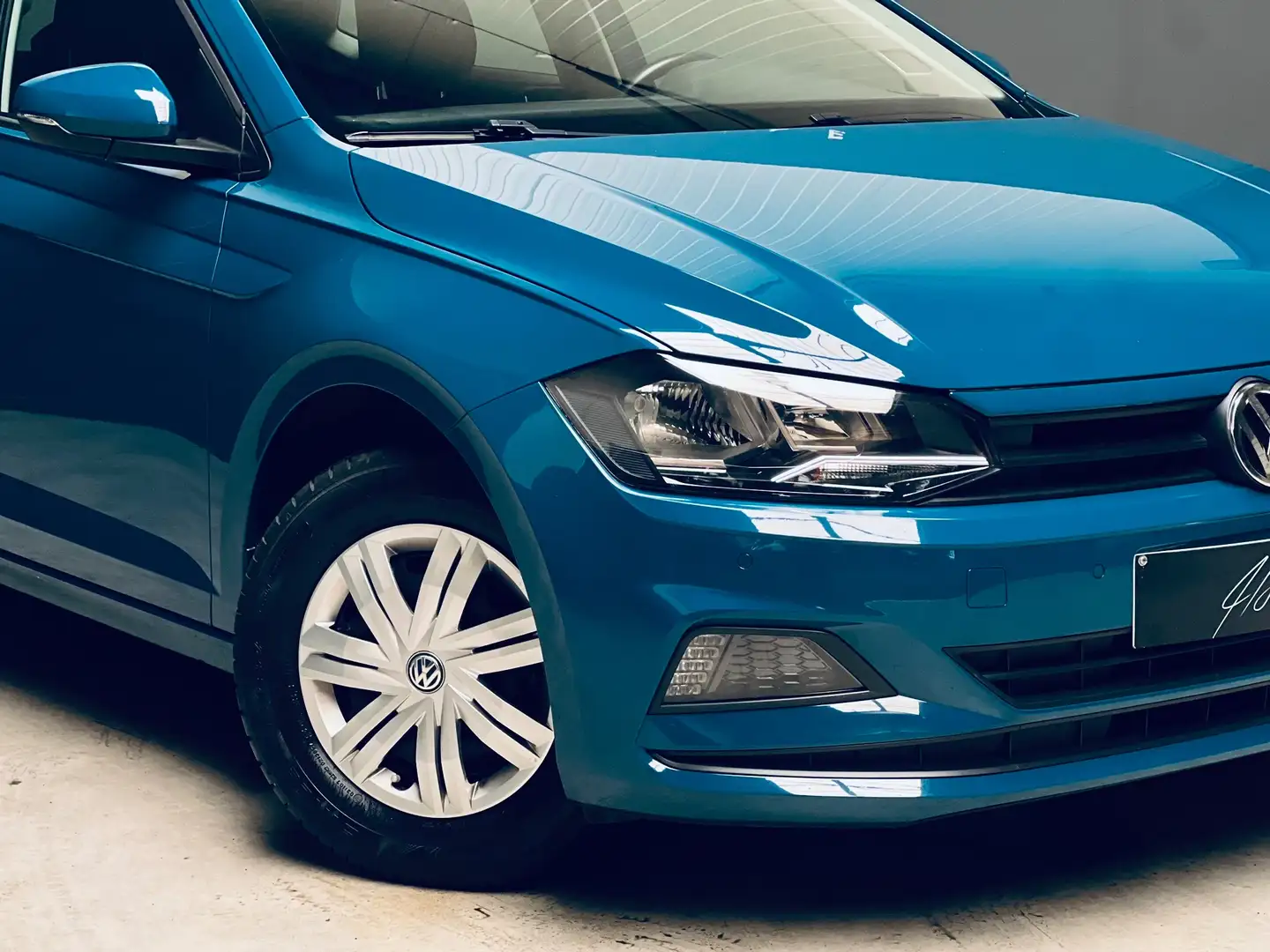 Volkswagen Polo 1.0i **1èreMAIN**CARPLAY**CLIMATISATION** Bleu - 2