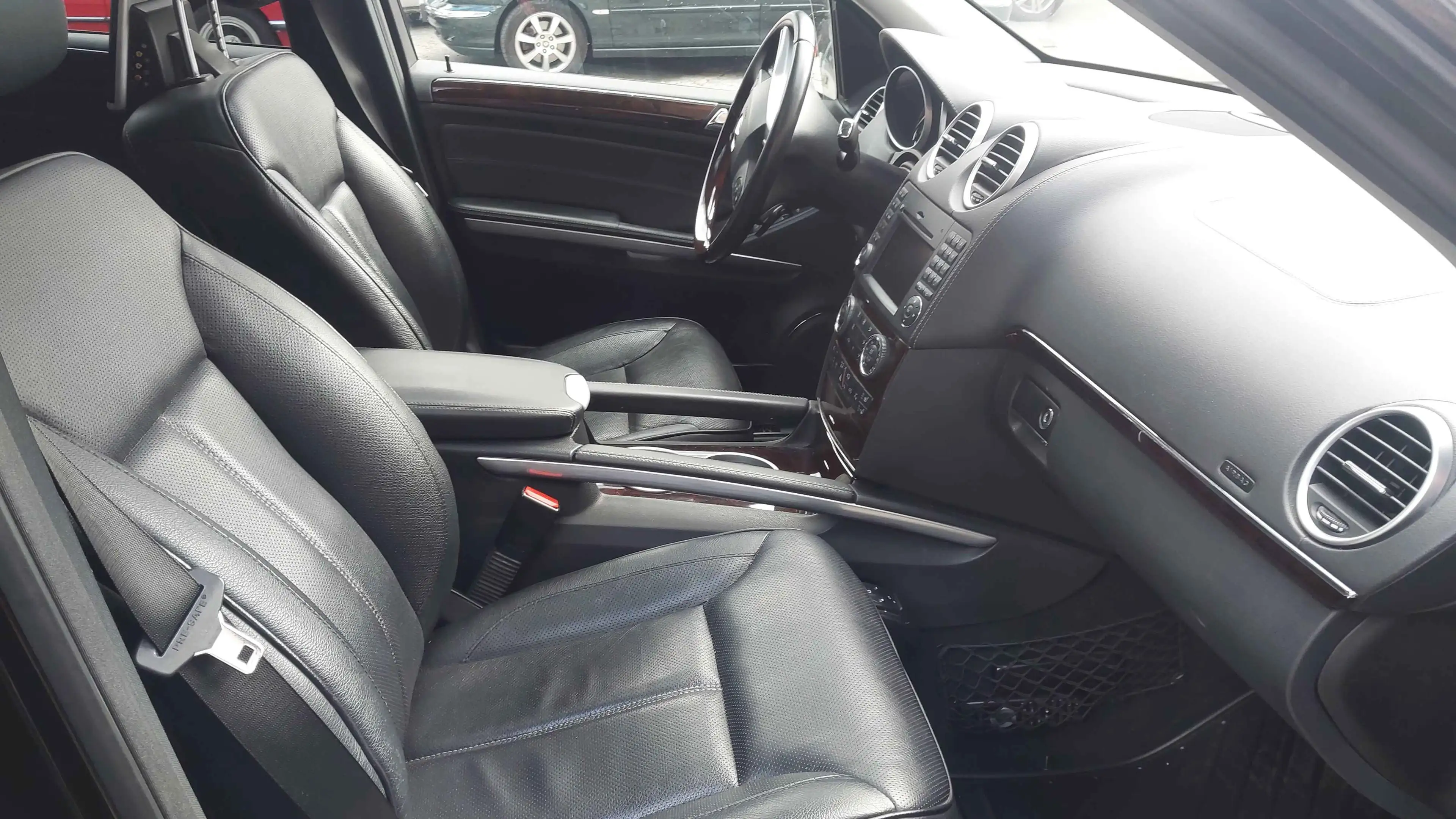 Mercedes-Benz GL 500 GL 550 4Matic 7G-TRONIC — photo 10