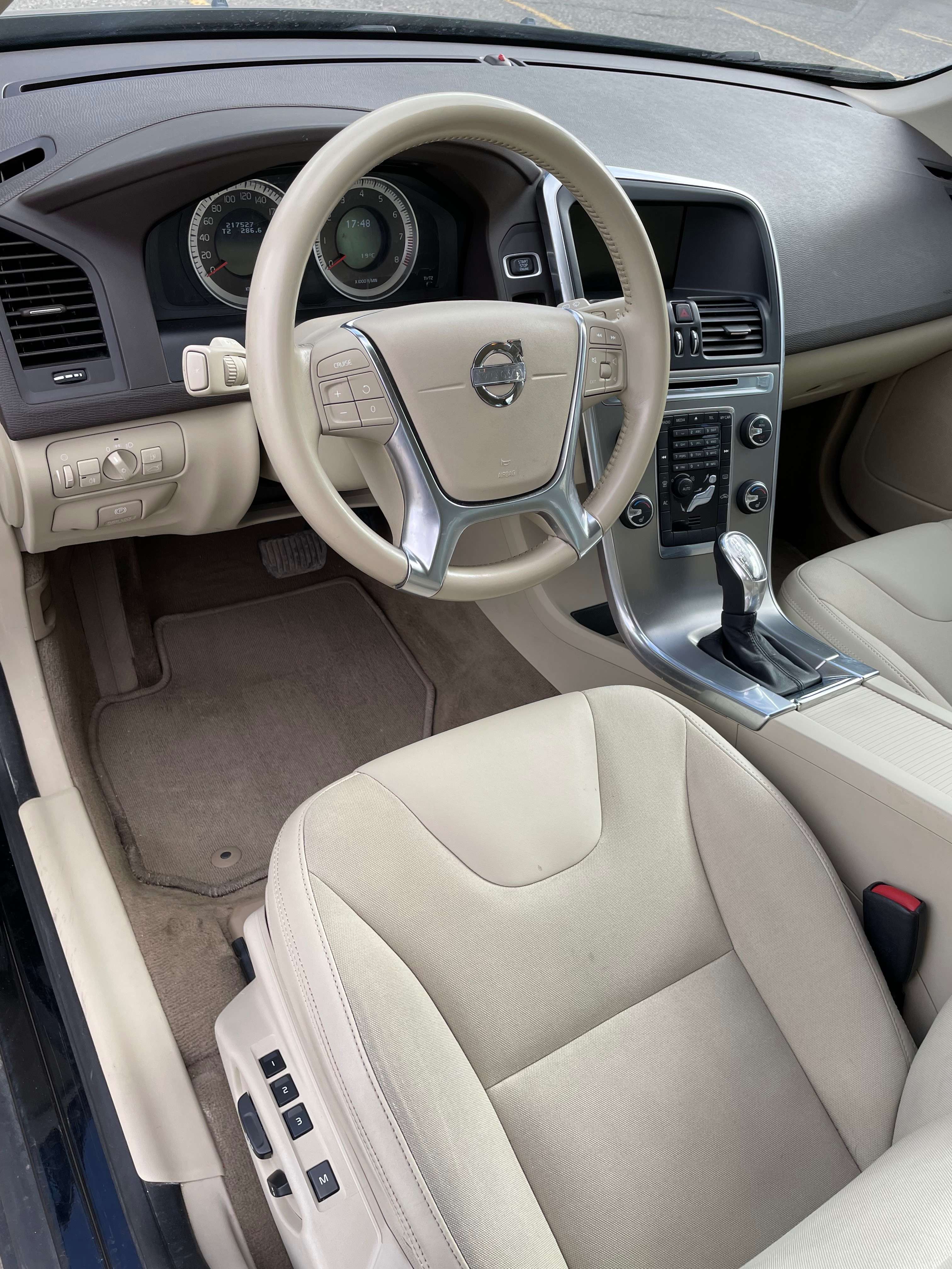 2013 Volvo XC60 3.2 alt 5