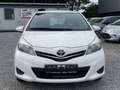 Toyota Yaris 1.3i CLIM CARNET COMPLET NAVIGATION Wit - thumbnail 2