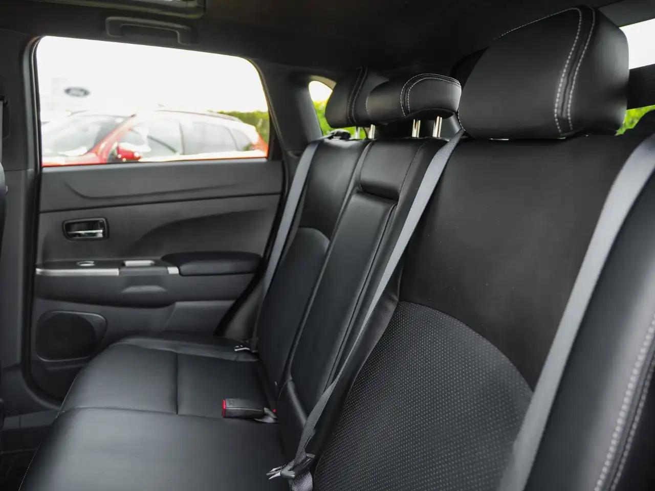 Mitsubishi RVR снимка Mitsubishi RVR