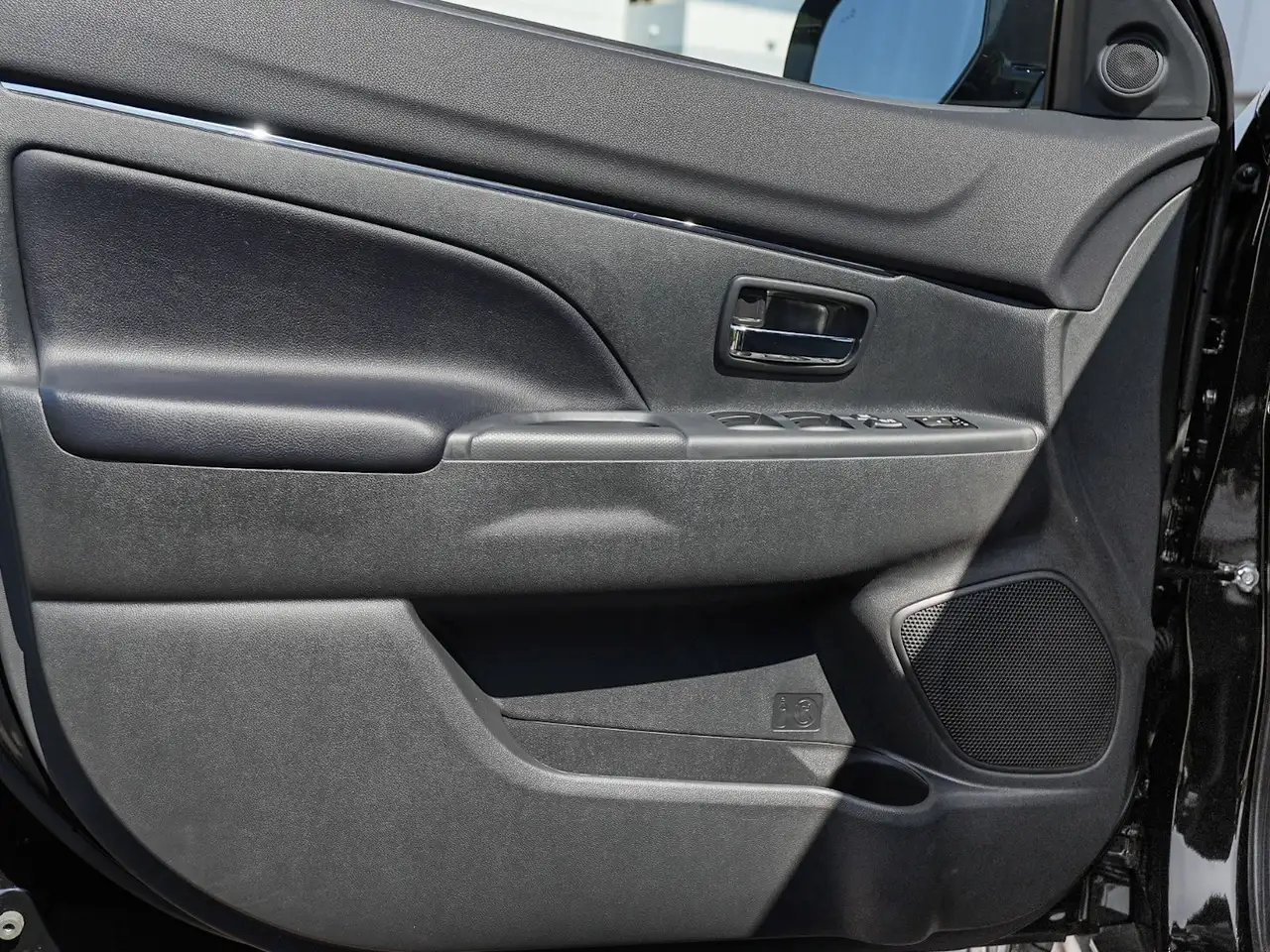 Mitsubishi RVR снимка Mitsubishi RVR