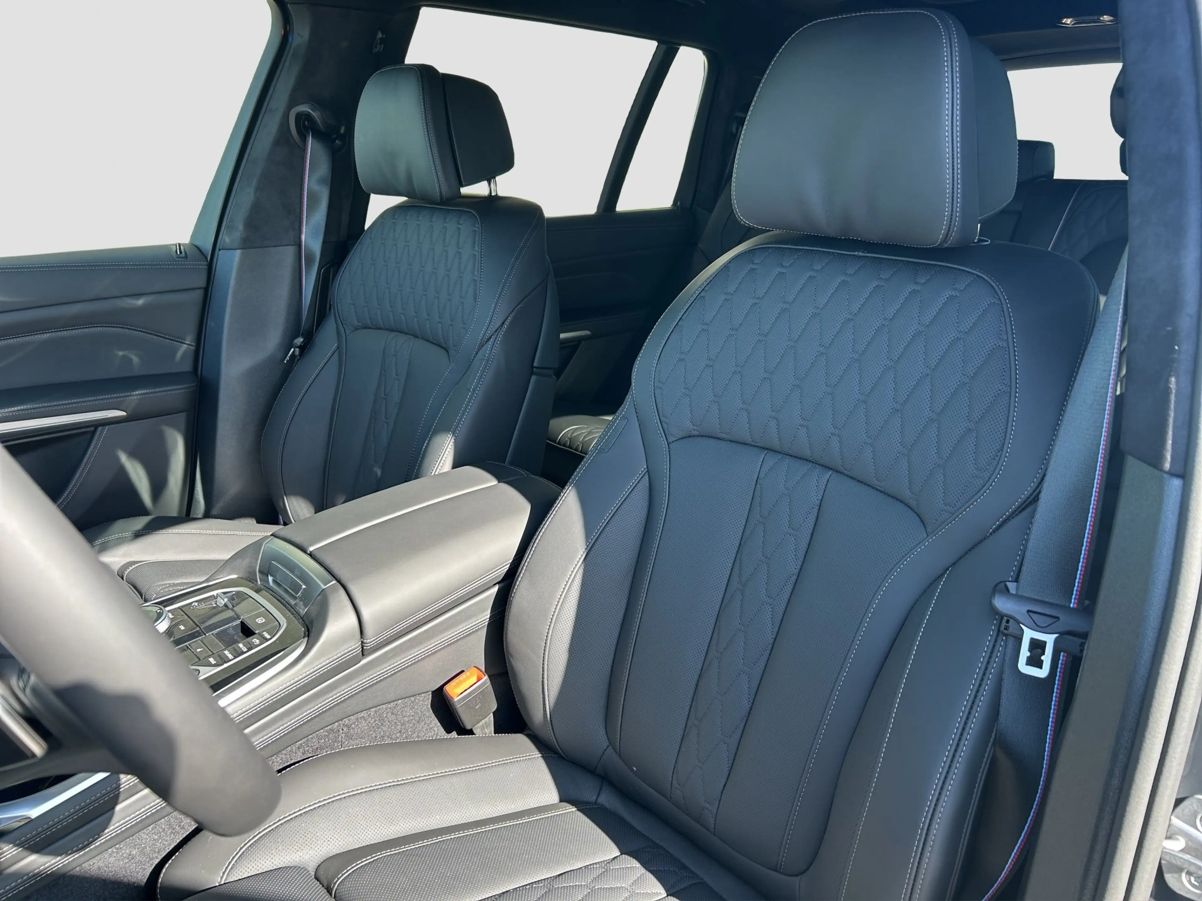 BMW X7 xDrive40d M-Sport PRO UPE: 139.860 EUR — photo 10