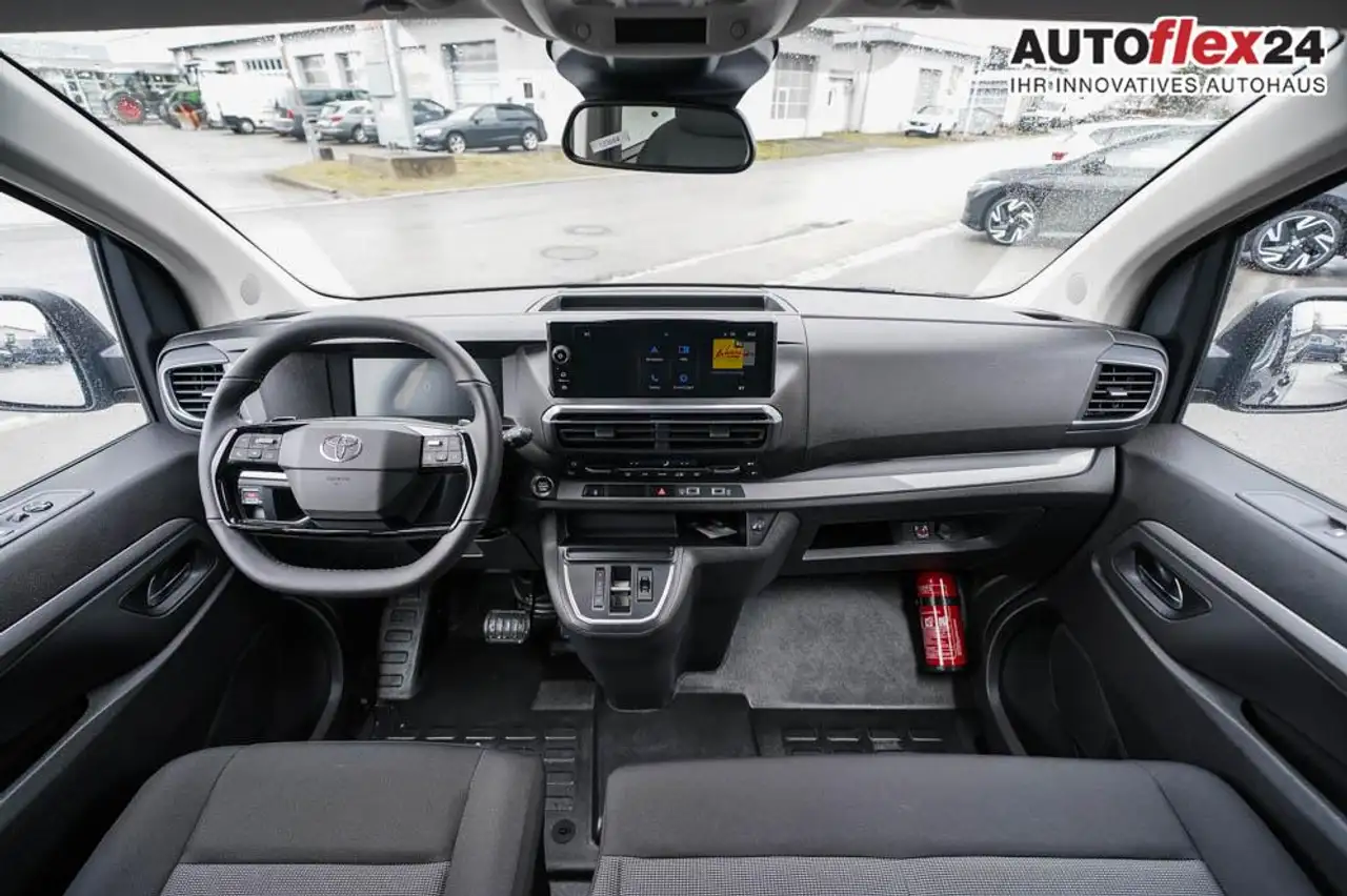 Toyota Proace Verso 2,0 AT Long Business - LAGER 130 kW (177 ... 6