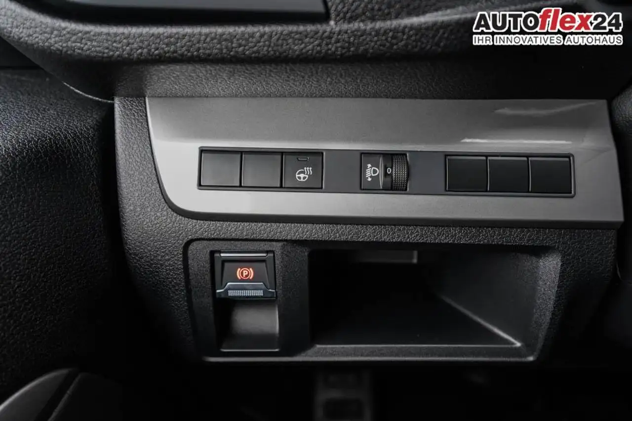 Toyota Proace Verso 2,0 AT Long Business - LAGER 130 kW (177 ... 14