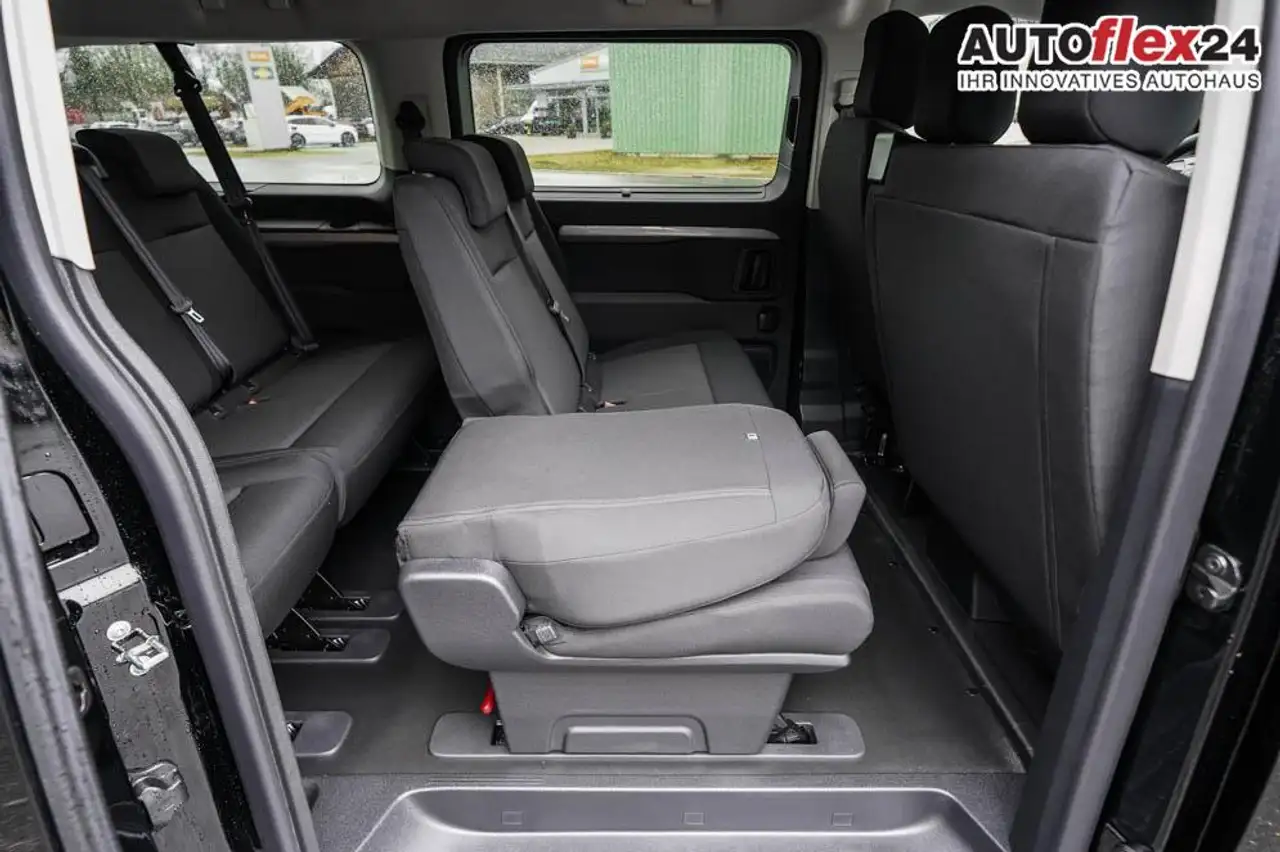 Toyota Proace Verso 2,0 AT Long Business - LAGER 130 kW (177 ... 16