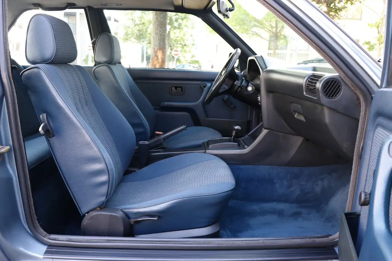 BMW 325i A, foto 11