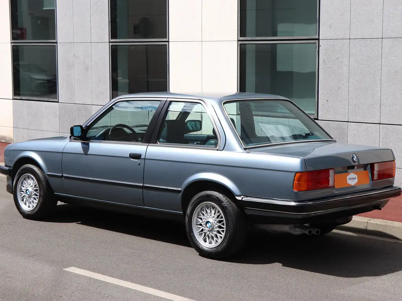 BMW 325i A, foto 8