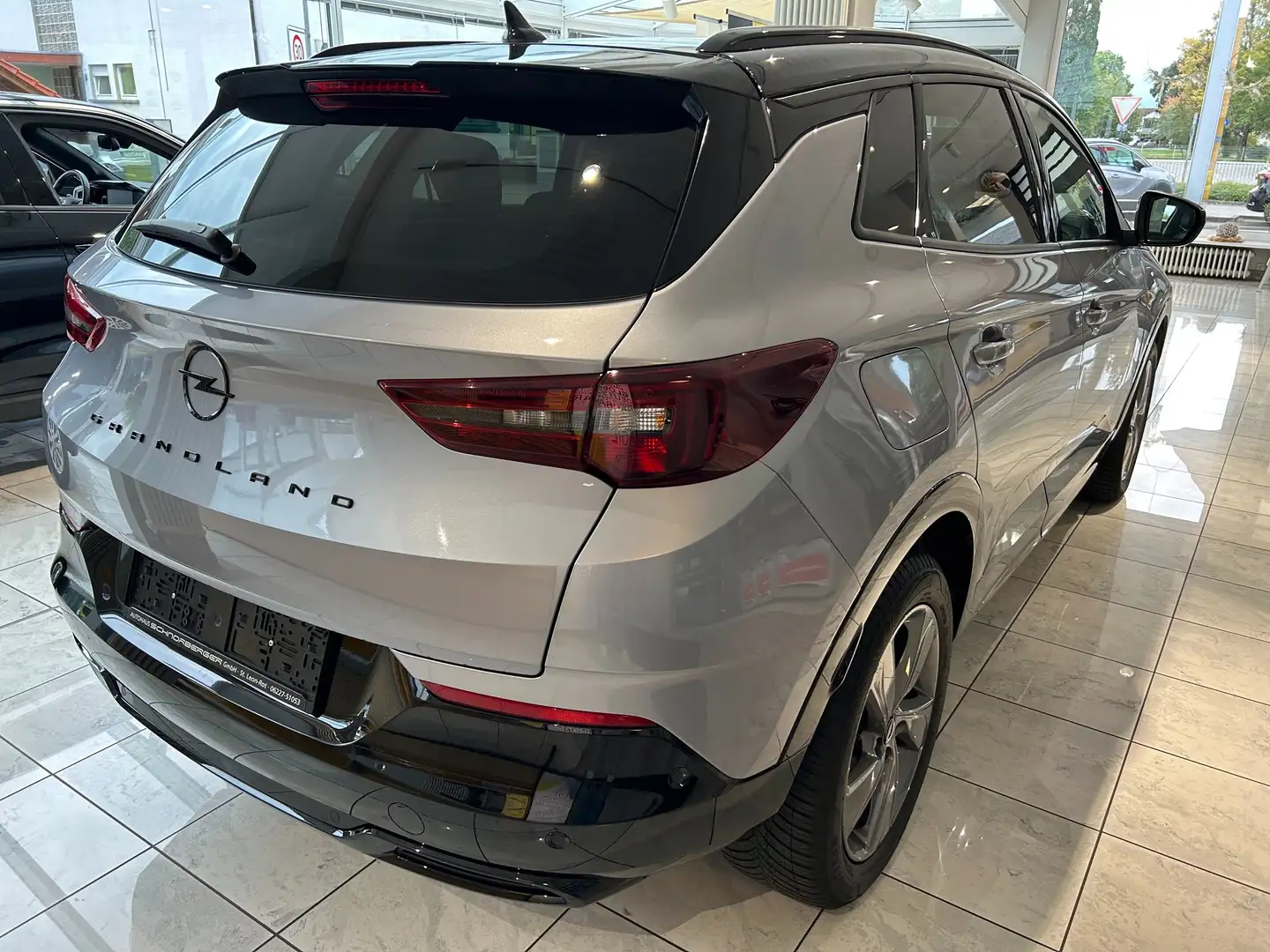 Opel Grandland GS Line Grau - 2