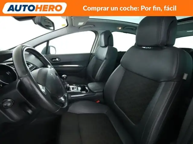 Peugeot 3008 view 11