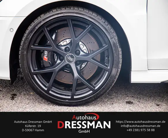 Audi RS3 view 8