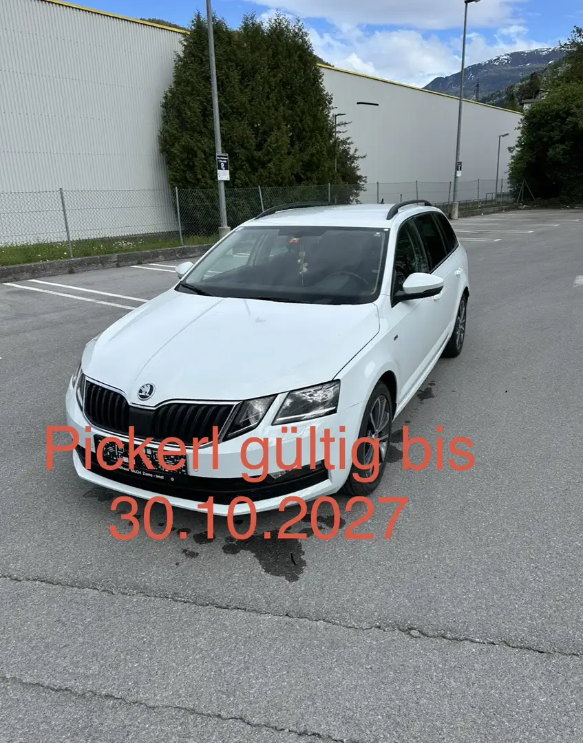 Skoda Octavia Combi 2,0 Drive TDI 4x4 DSG Weiß - 1