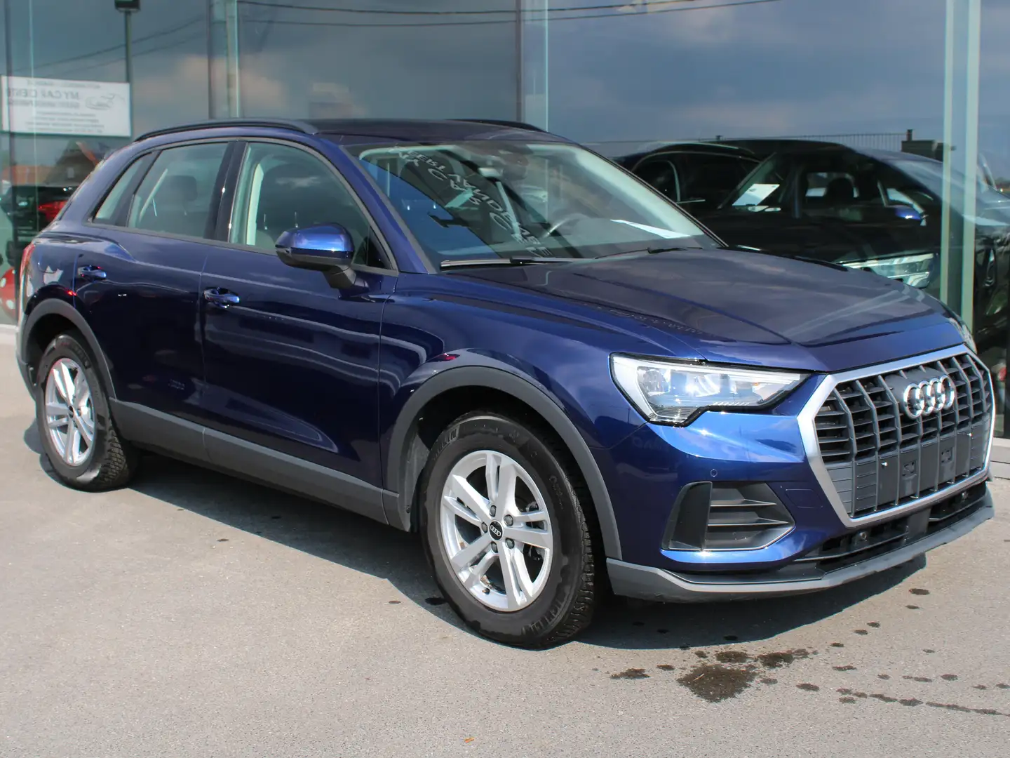 Audi Q3 1.5TFSI AC-TREKHAAK-NAVI-ALU V-APP C-ALU V Blauw - 1