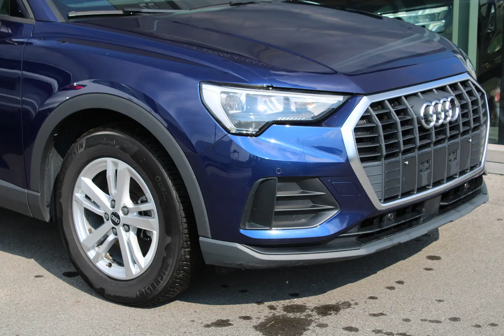 Audi Q3 1.5TFSI AC-TREKHAAK-NAVI-ALU V-APP C-ALU V Blauw - 2