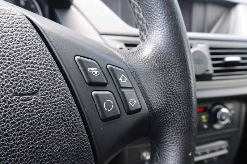 BMW X1 xDrive28i Executive | Panorama dak |  Stoelverwarm — photo 12