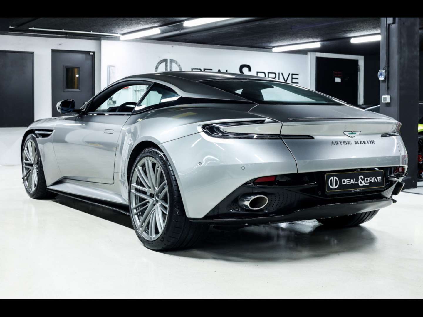 Aston Martin DB12 Coupé 4.0 V8 ALUMINITE -  - Joinsteer - #2