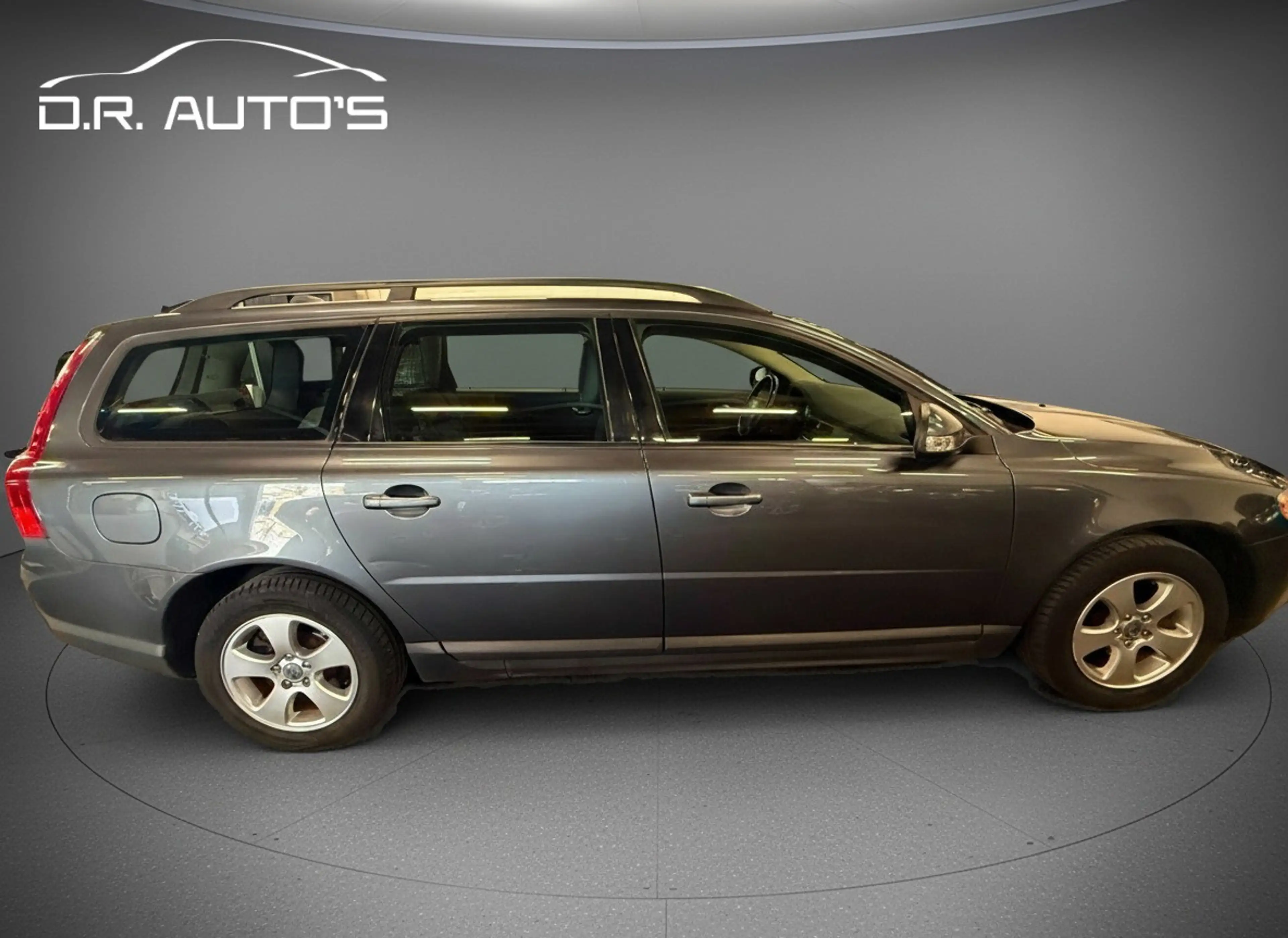 Volvo V70 2.0 — photo 4