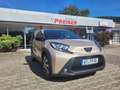 Toyota Aygo X Team D u.a. DAB/Sitzhzg./Kamera/Klima/Tempomat Beige - thumbnail 1