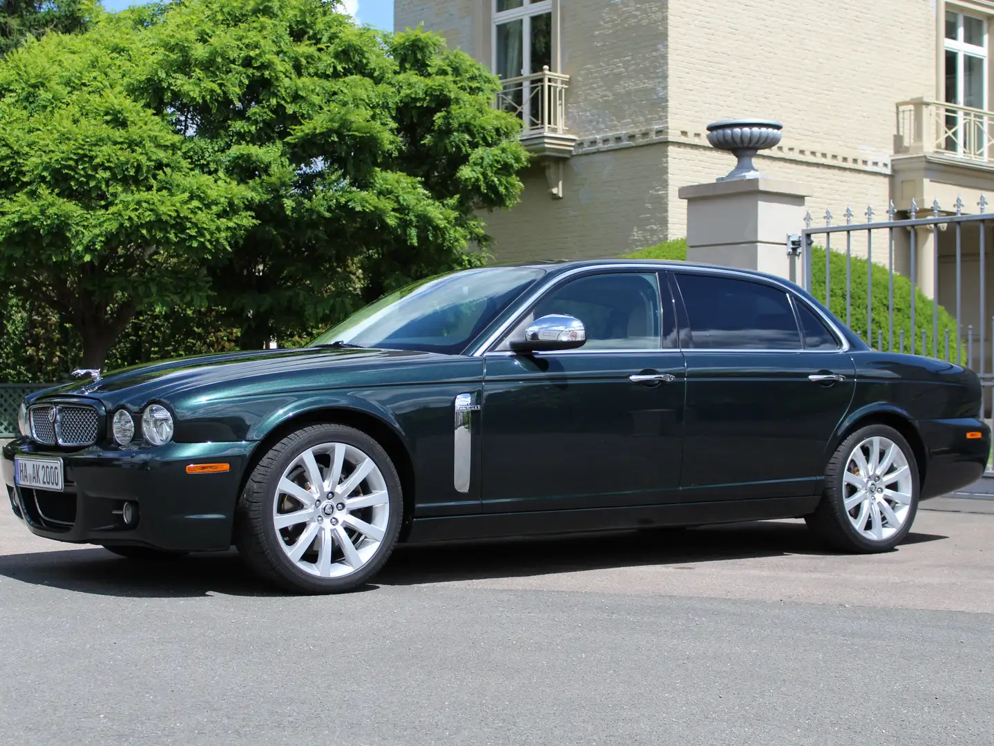 Jaguar XJ6 XJ6 2.7 Twin Turbo Diesel Sovereign TÜV neu Grün - 2