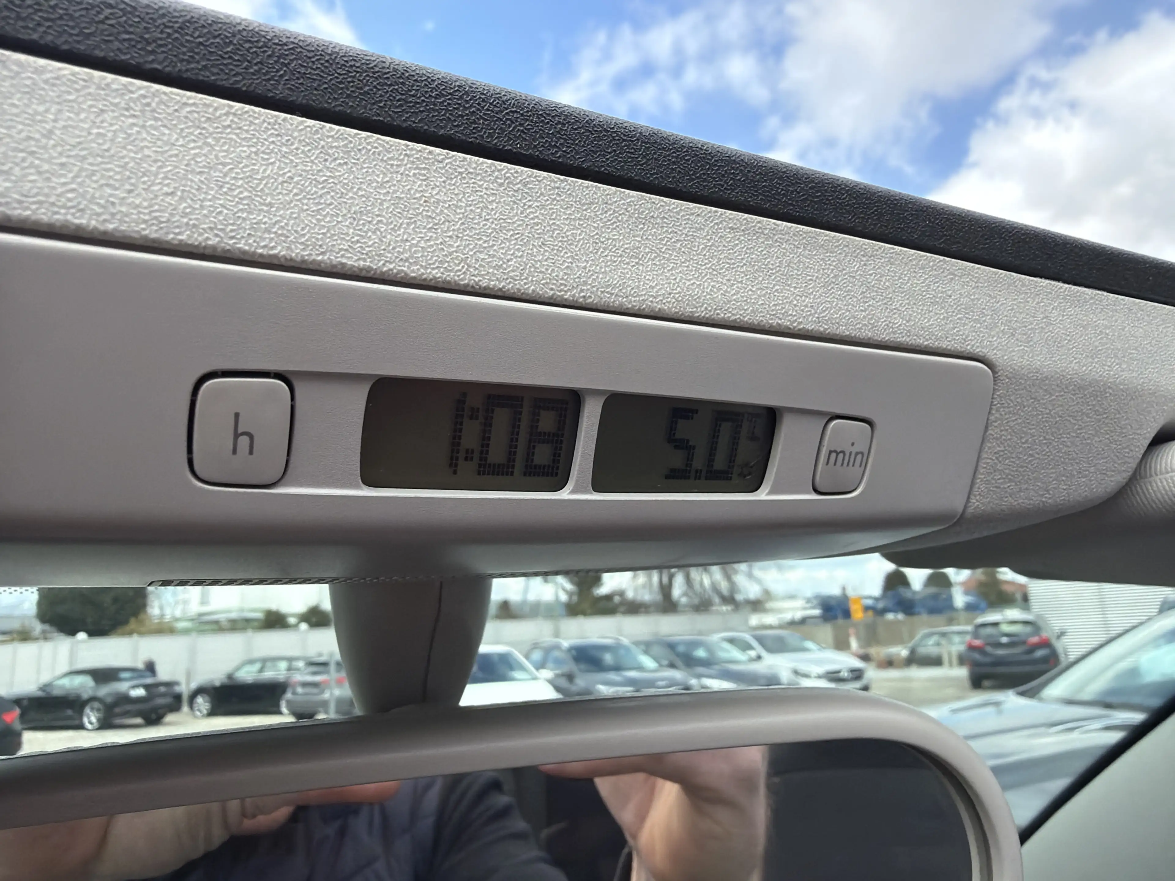 Volkswagen Beetle 1.6l Cabrio Klima*el. Verdeck* — photo 12