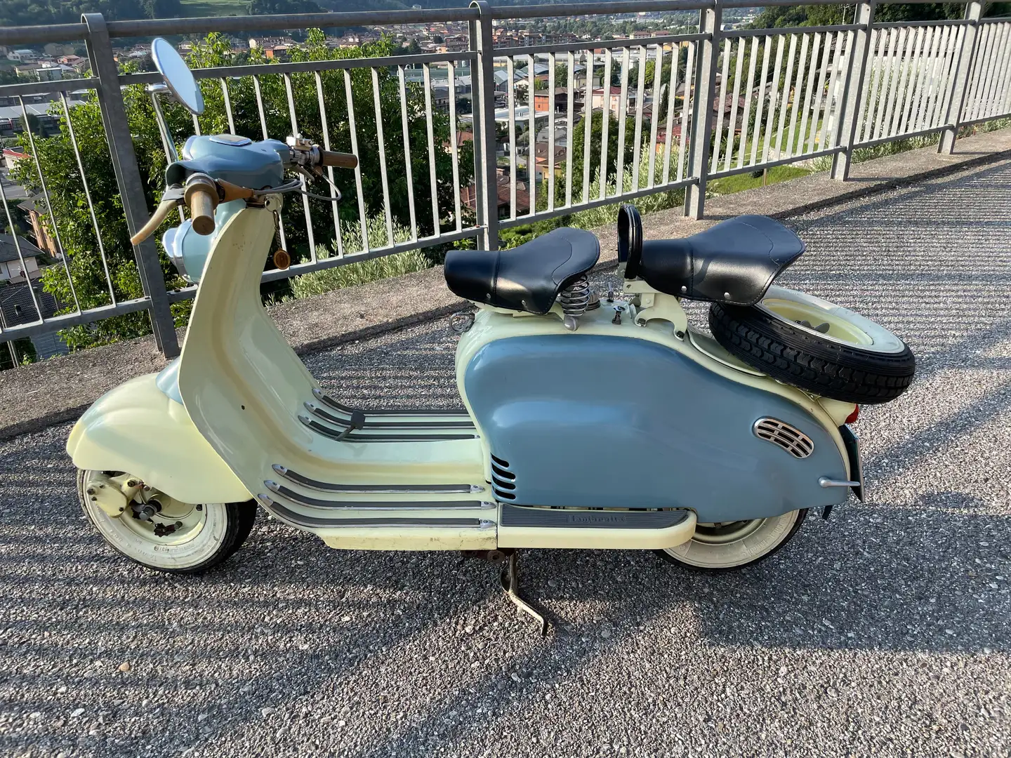 Lambretta LD INNOCENTI LAMBRETTA 150 LD-1961– FMI TARGA ORO - 1
