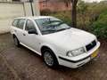 Skoda Octavia Combi 1.6 sr LXi APK Nieuw White - thumbnail 5