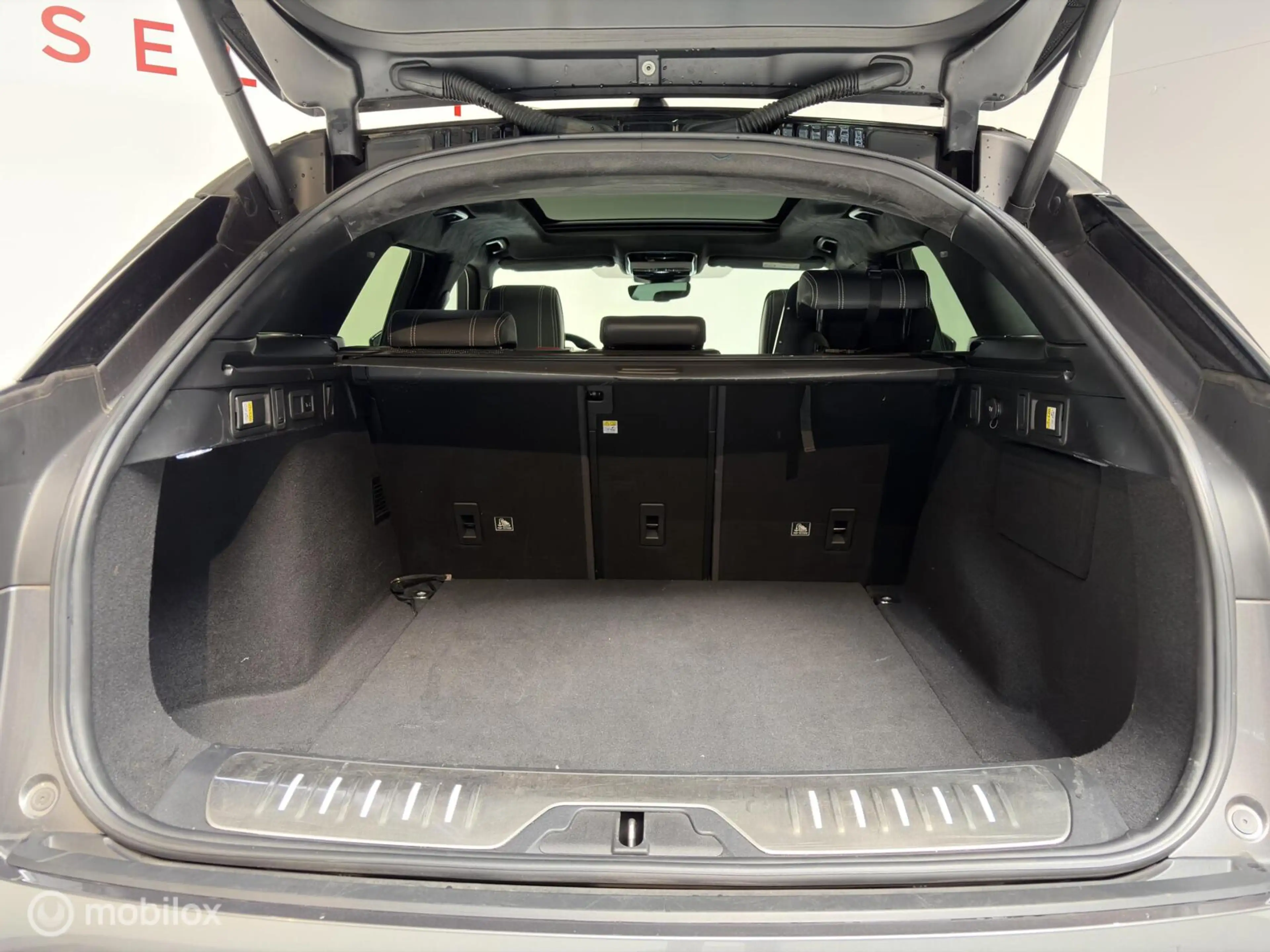 Land Rover Range Rover Velar 5.0 V8 SVAutobiography Dynamic — photo 6