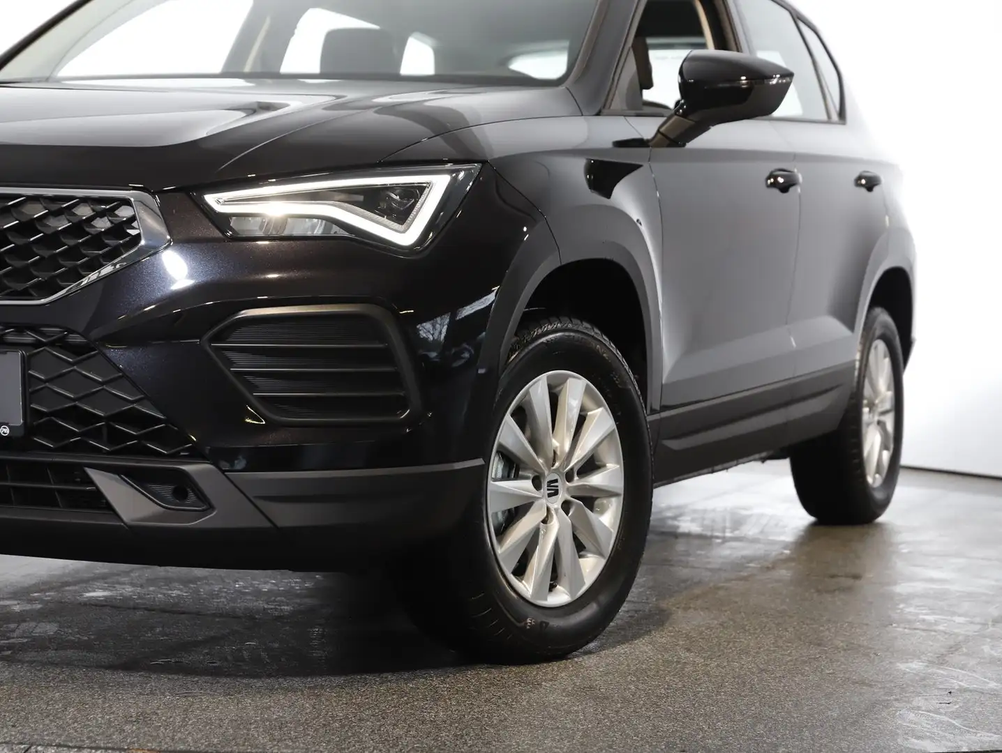 SEAT Ateca Reference Edition 1.0 TSI Schwarz - 2