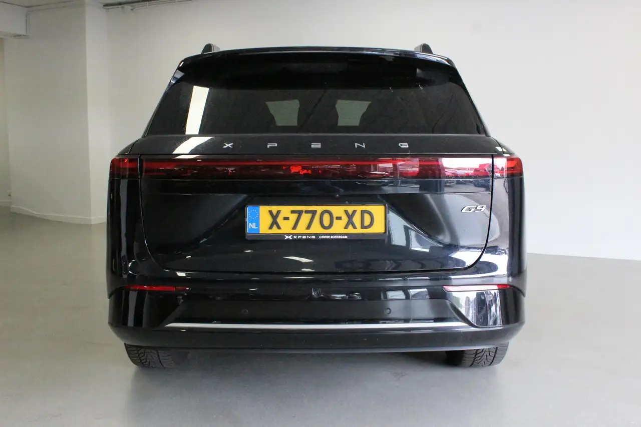 XPENG G9