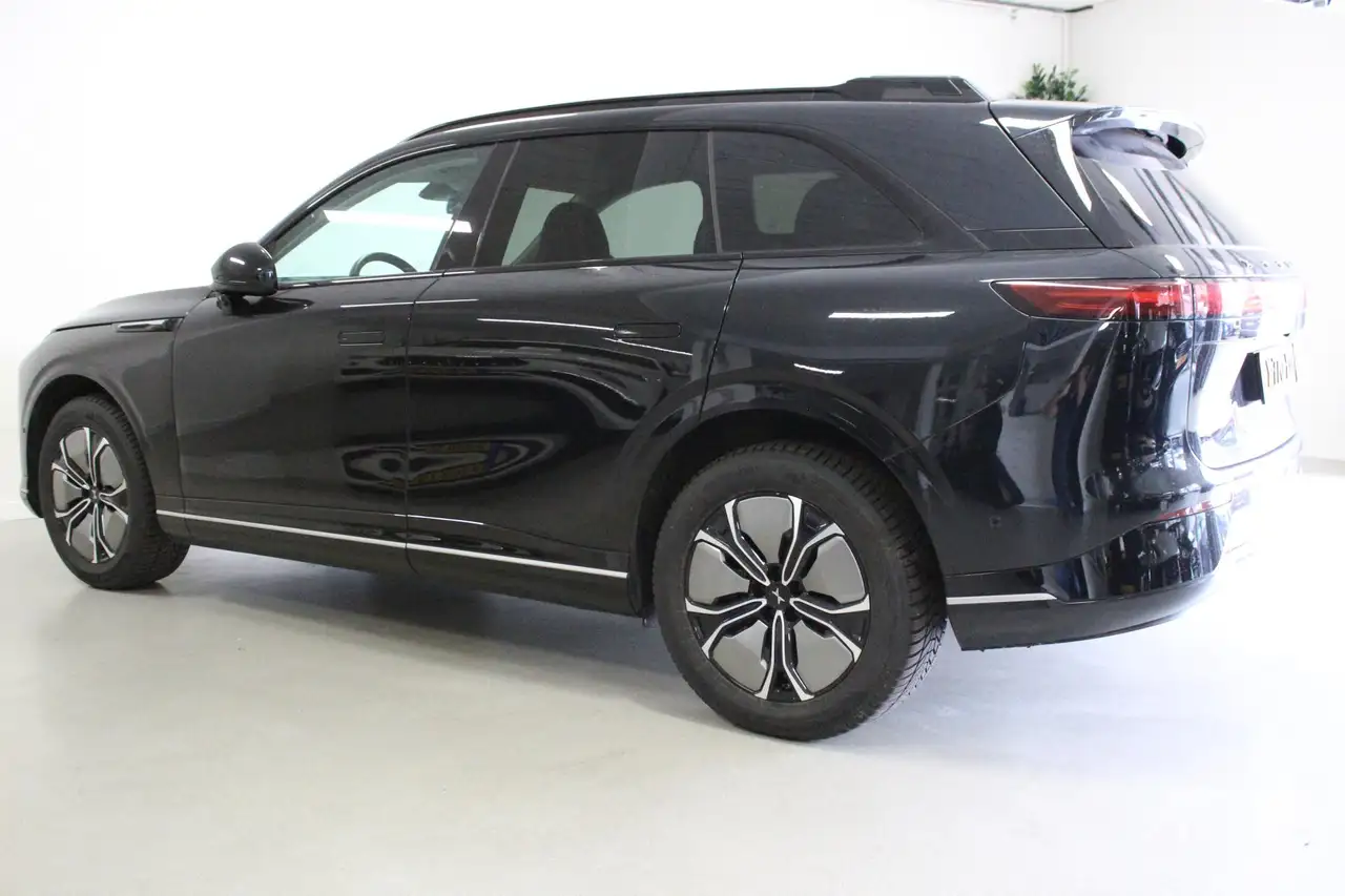 XPENG G9