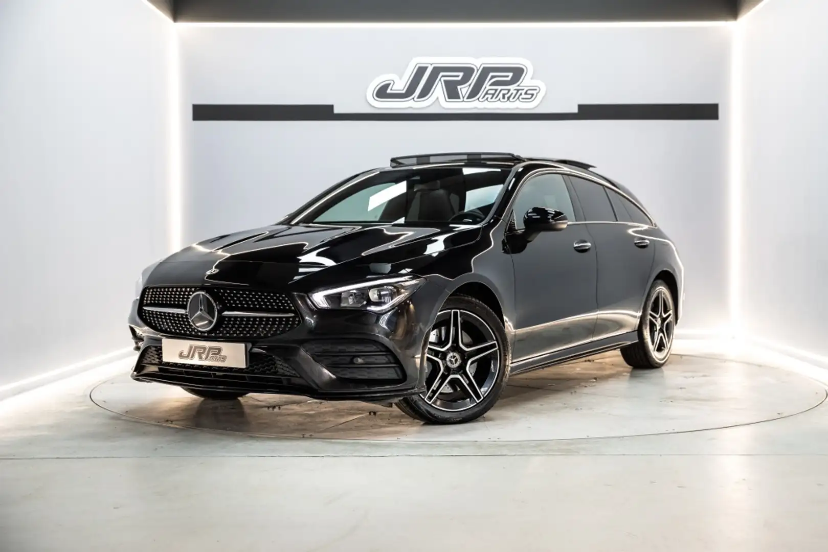 Mercedes-Benz CLA 250 Shooting Brake 250e 8G-DCT Noir - 1