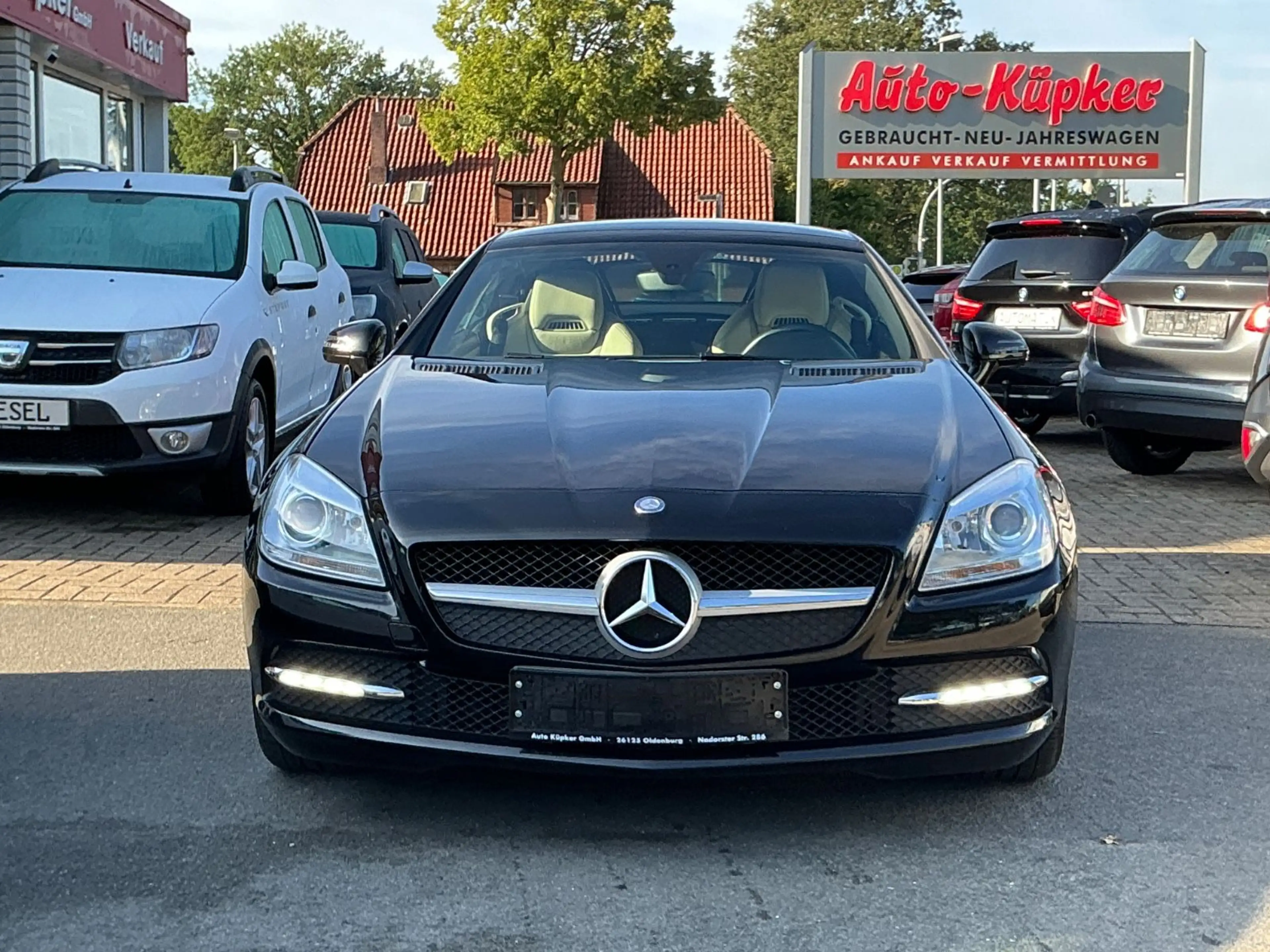Mercedes-Benz SLK 200 Roadster Leder Airscarf Navi SHZ — photo 2