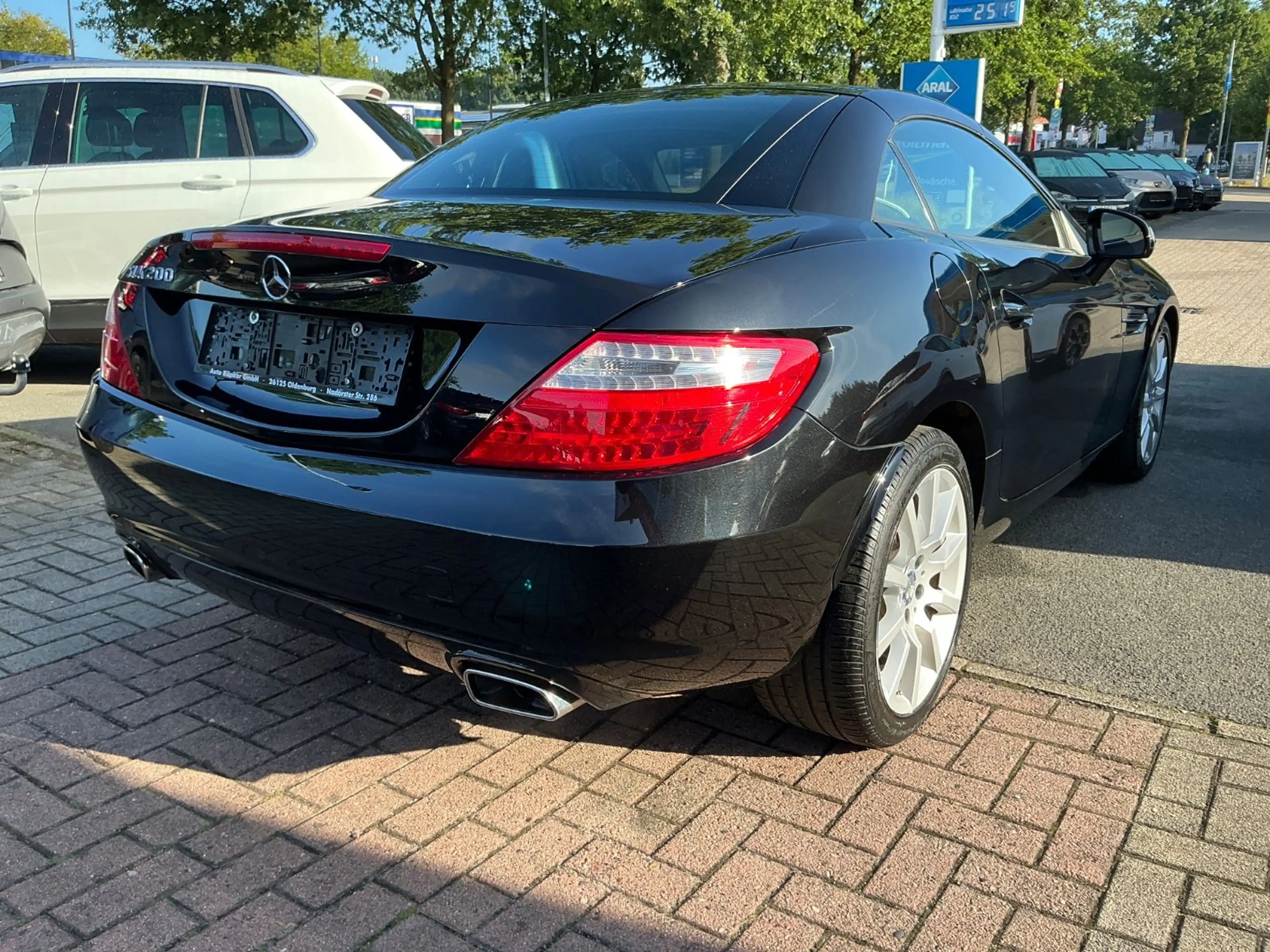 Mercedes-Benz SLK 200 Roadster Leder Airscarf Navi SHZ — photo 5