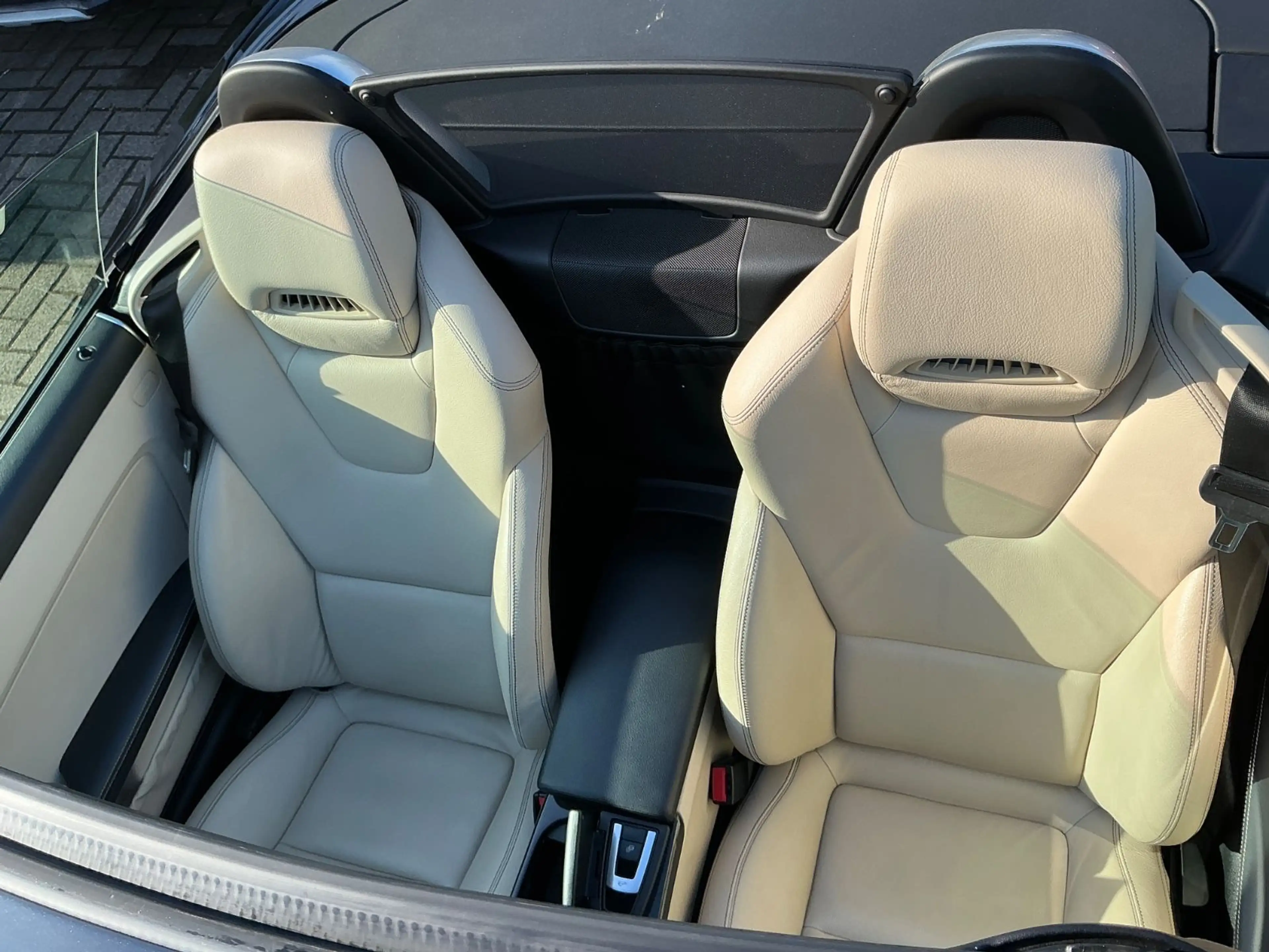 Mercedes-Benz SLK 200 Roadster Leder Airscarf Navi SHZ — photo 14