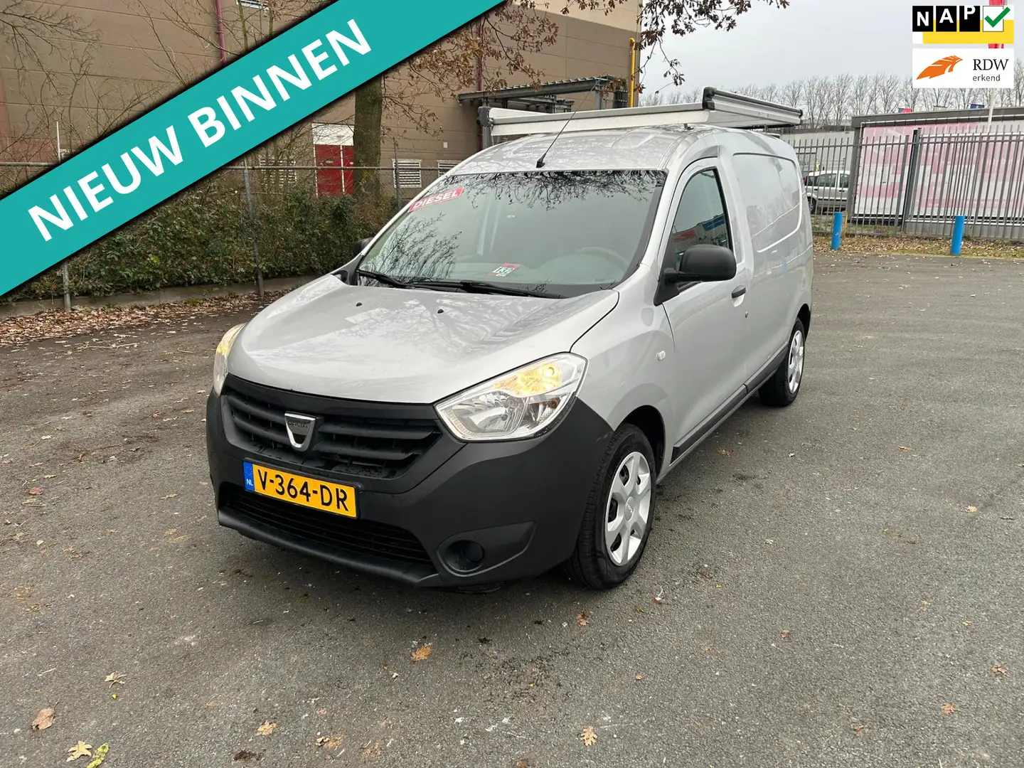 Dacia Dokker 1.5 dCi 75 Ambiance Plateado - 1