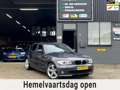 BMW 118 1-serie 118i/ Airco/ El. Pakket/ Cruise Control/ A Grau - thumbnail 1