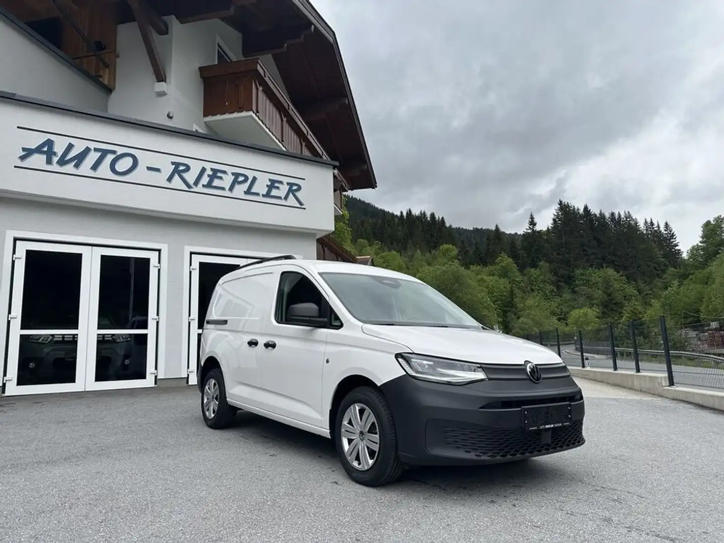Volkswagen Caddy Cargo 2,0 TDI 4Motion Weiß - 2