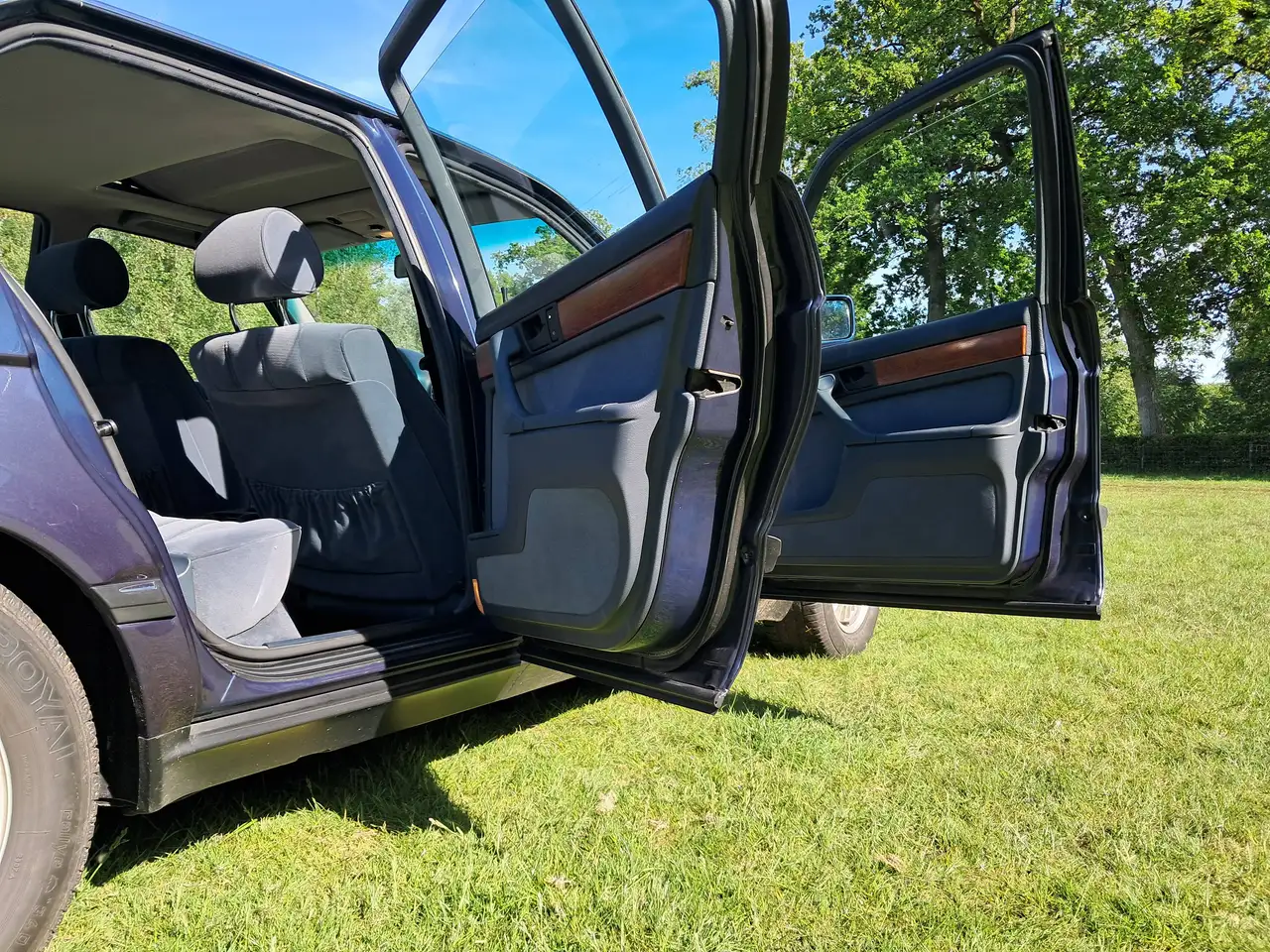 BMW 735i, foto 8