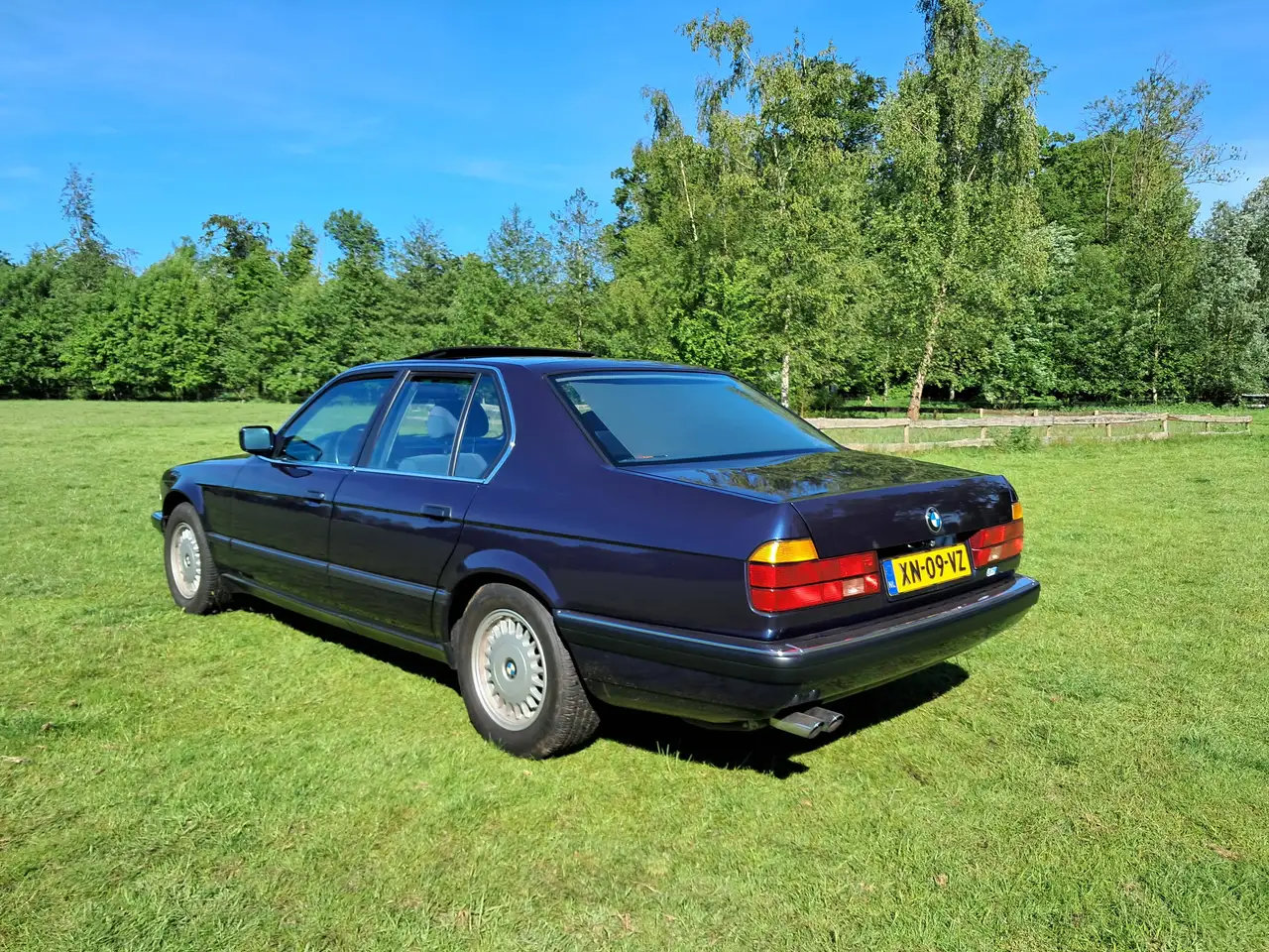 BMW 735i, foto 3