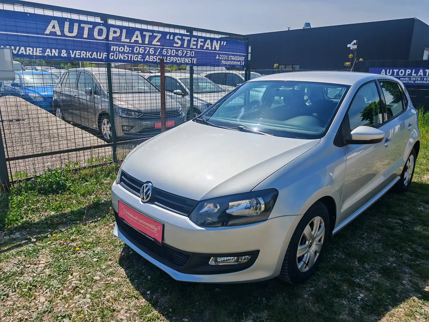 Volkswagen Polo Trendline Grau - 2