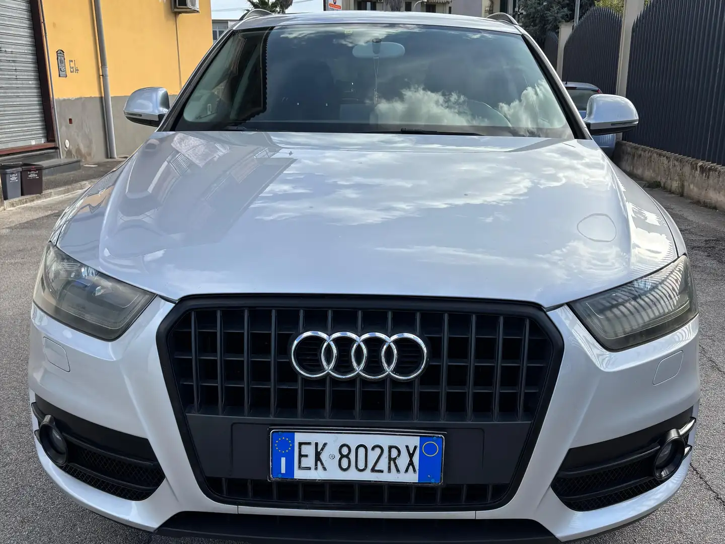 Audi Q3 Q3 I 2011 2.0 tdi quattro 177cv s-tronic Grau - 2