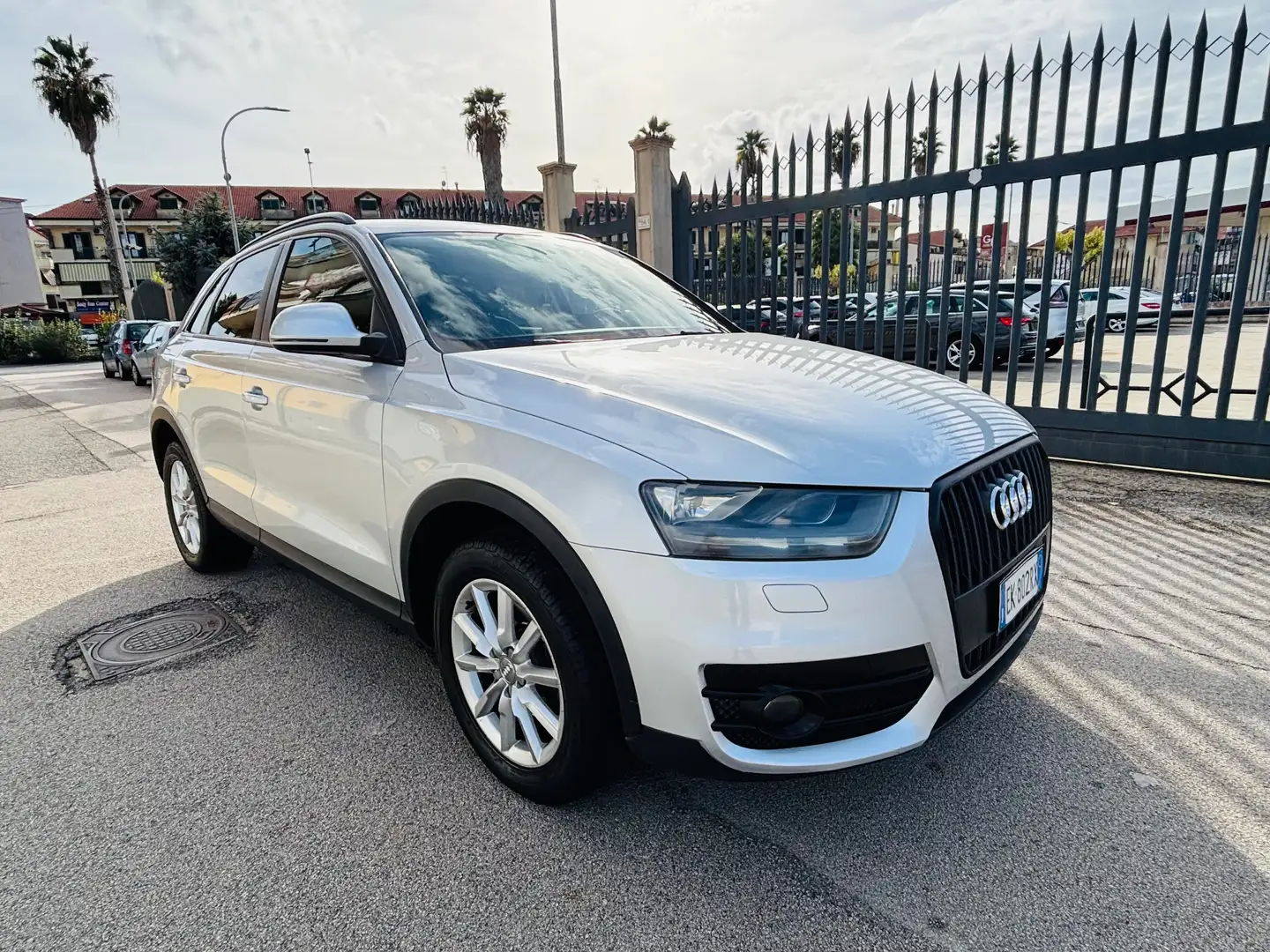 Audi Q3 Q3 I 2011 2.0 tdi quattro 177cv s-tronic Grau - 1