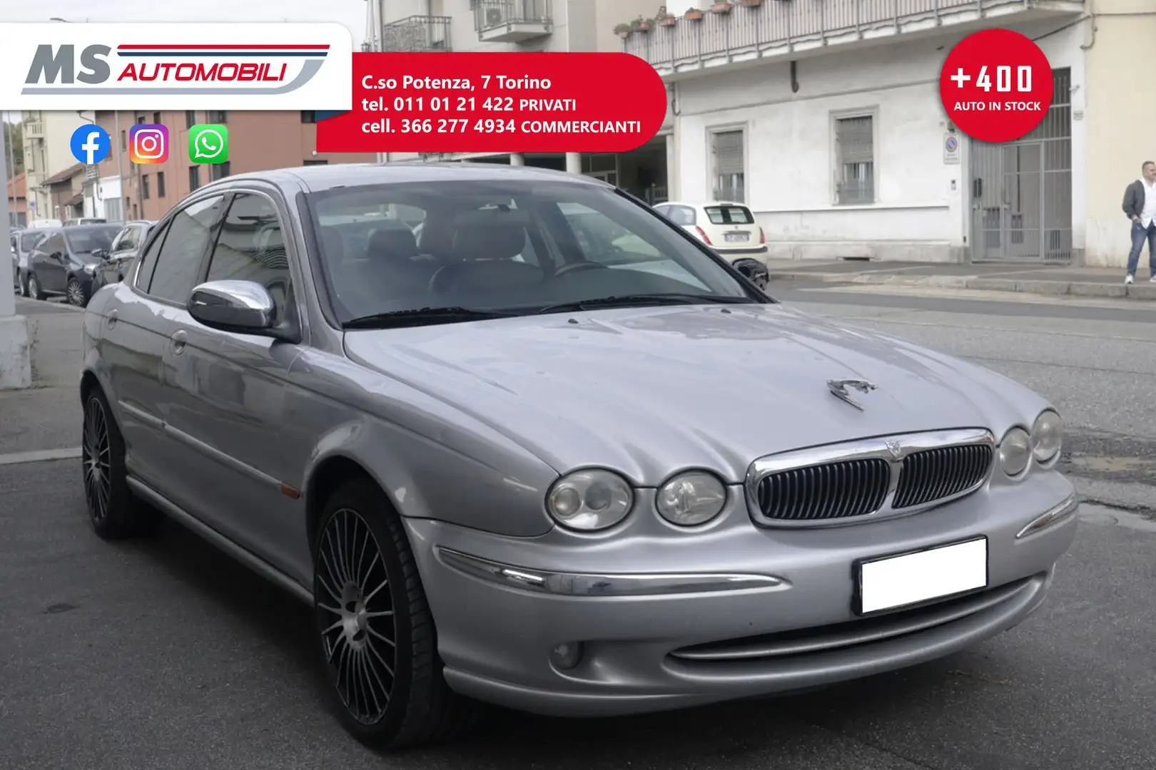 Jaguar X-Type Jaguar X-Type 2.5 V6 24V cat Executive METANO Stříbrná - 1