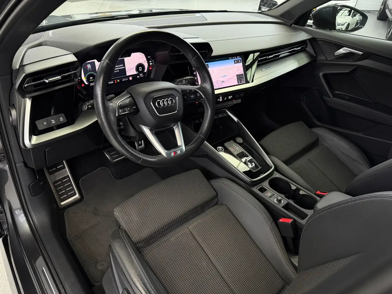 Audi A3 Sportback 40 TFSI e 3x S-line CarPlay Camera, миниатюра 3