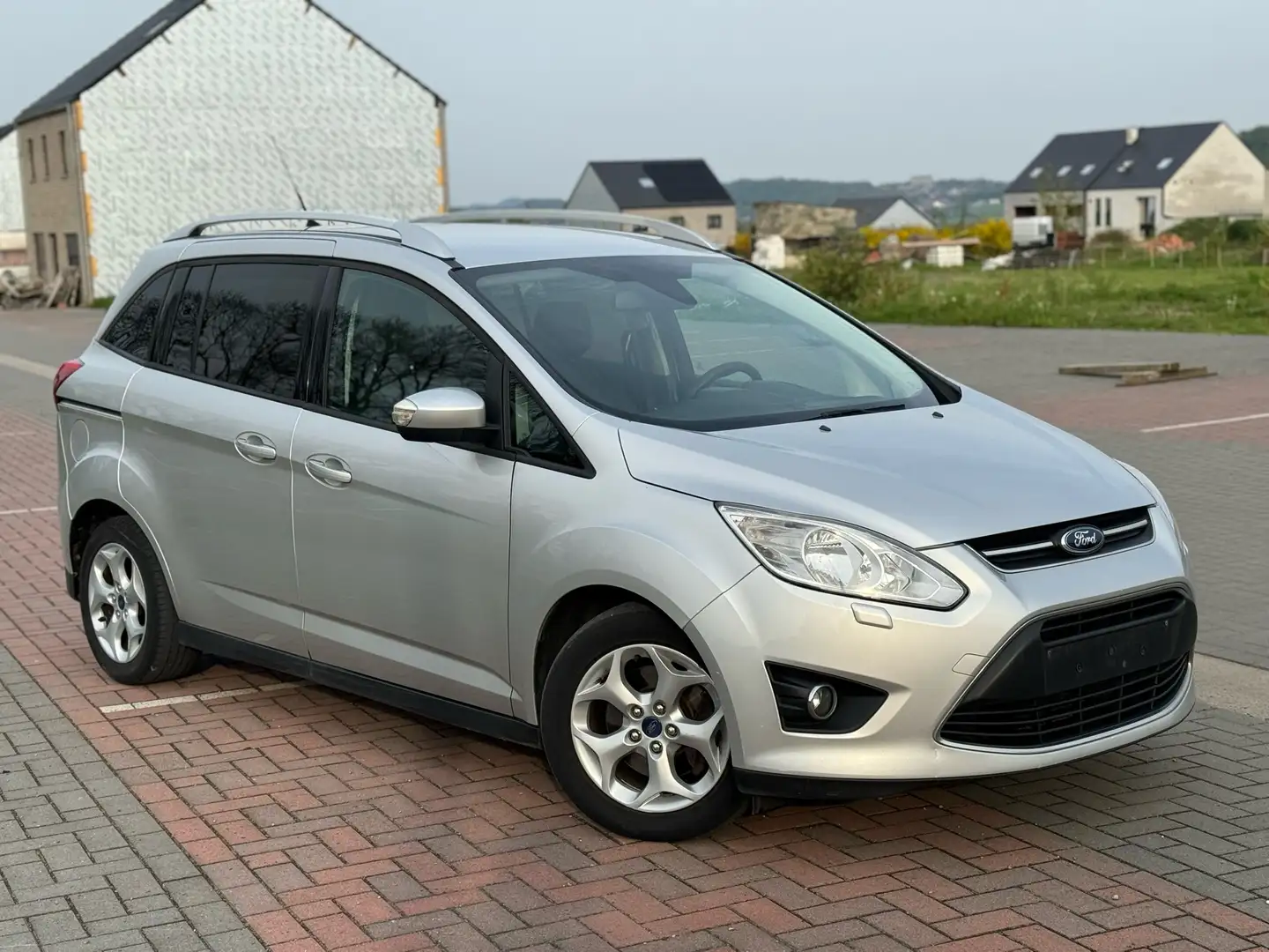 Ford Grand C-Max 7 places Argent - 2